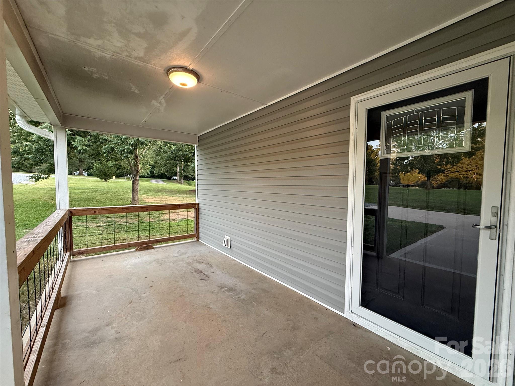 2213 Balmy Court — Lancaster