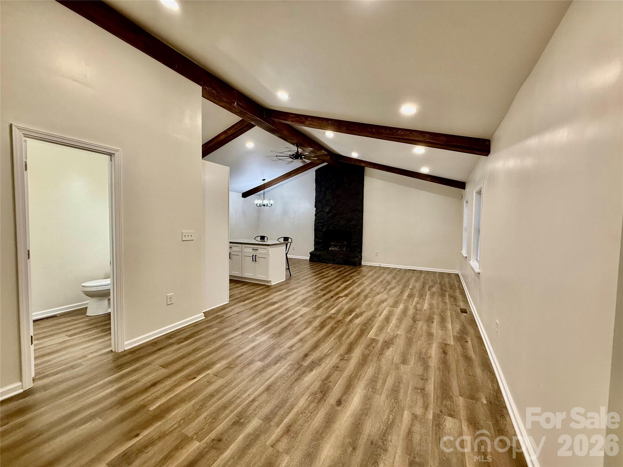 2213 Balmy Court — Lancaster