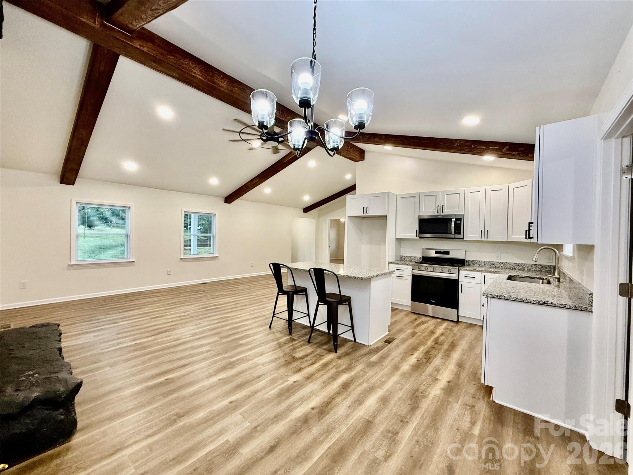 2213 Balmy Court — Lancaster