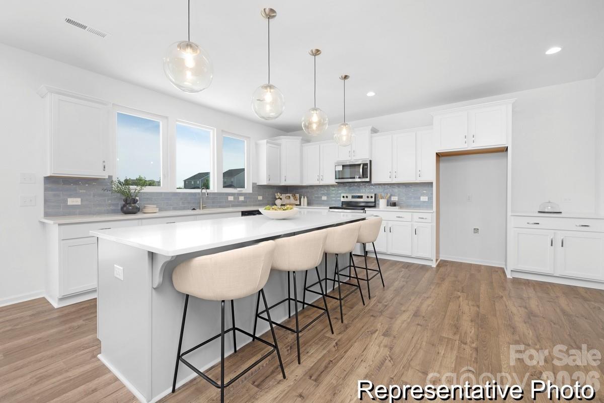 137 Deercroft Lane #167p — Red Cross