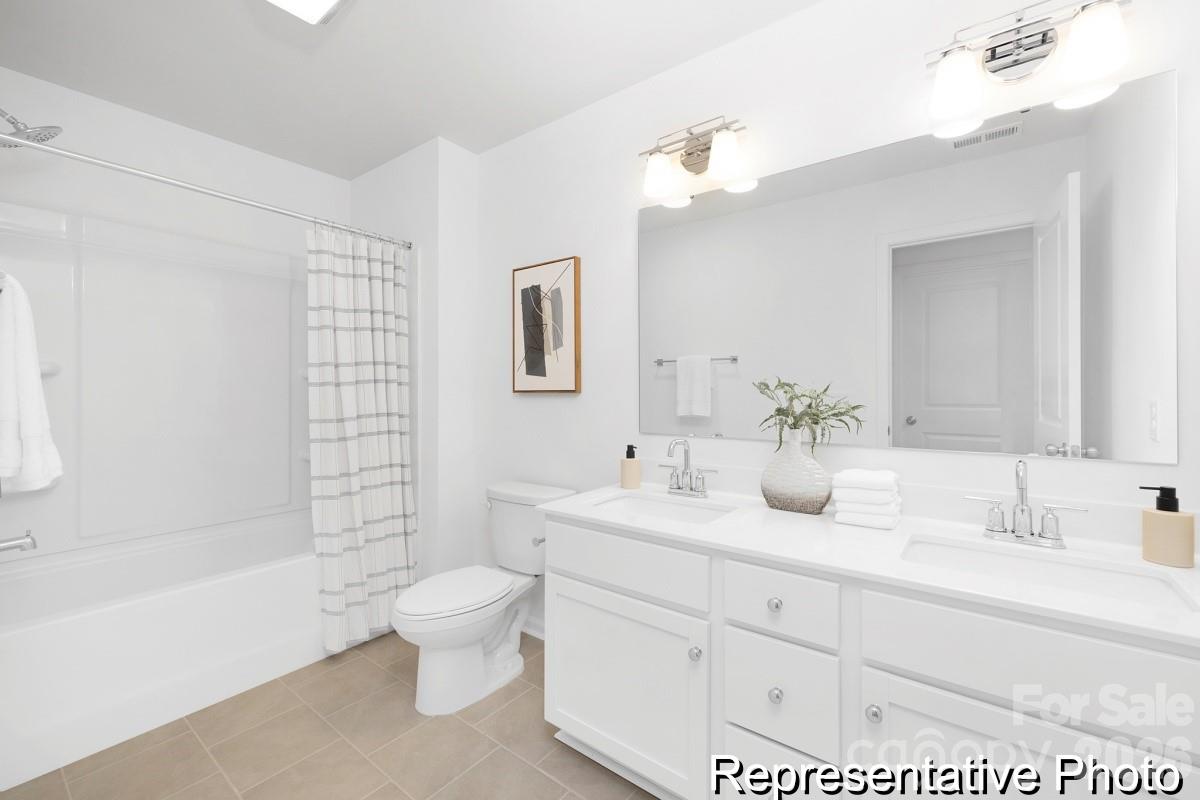 137 Deercroft Lane #167p — Red Cross