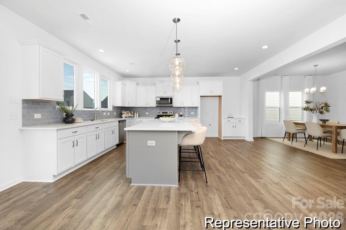 137 Deercroft Lane #167p — Red Cross