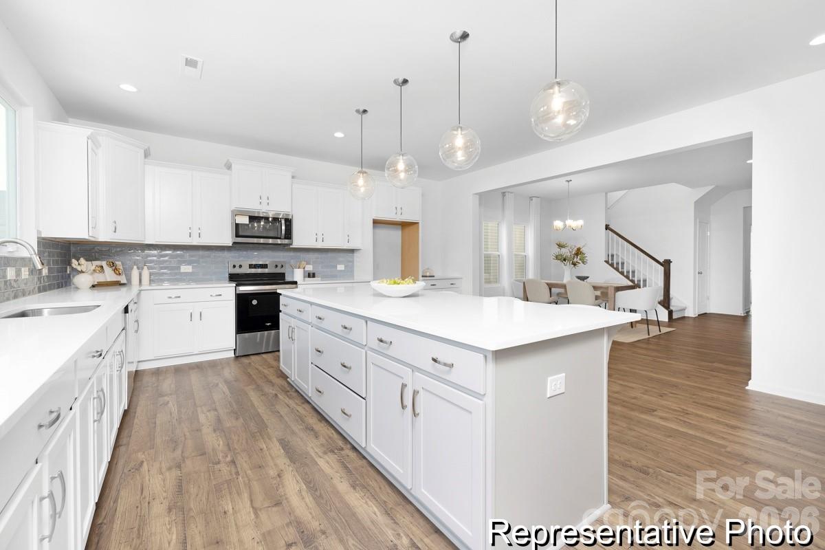 137 Deercroft Lane #167p — Red Cross