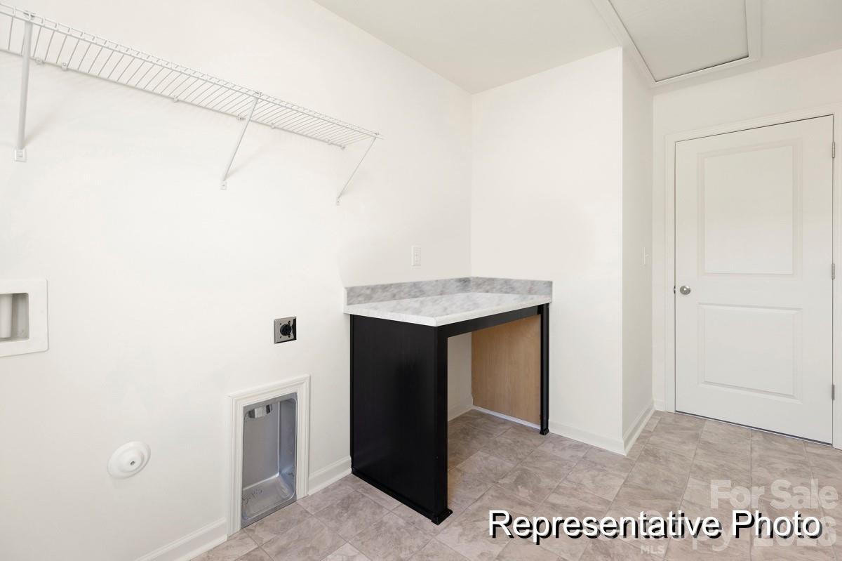 142 Deercroft Lane #169p — Red Cross