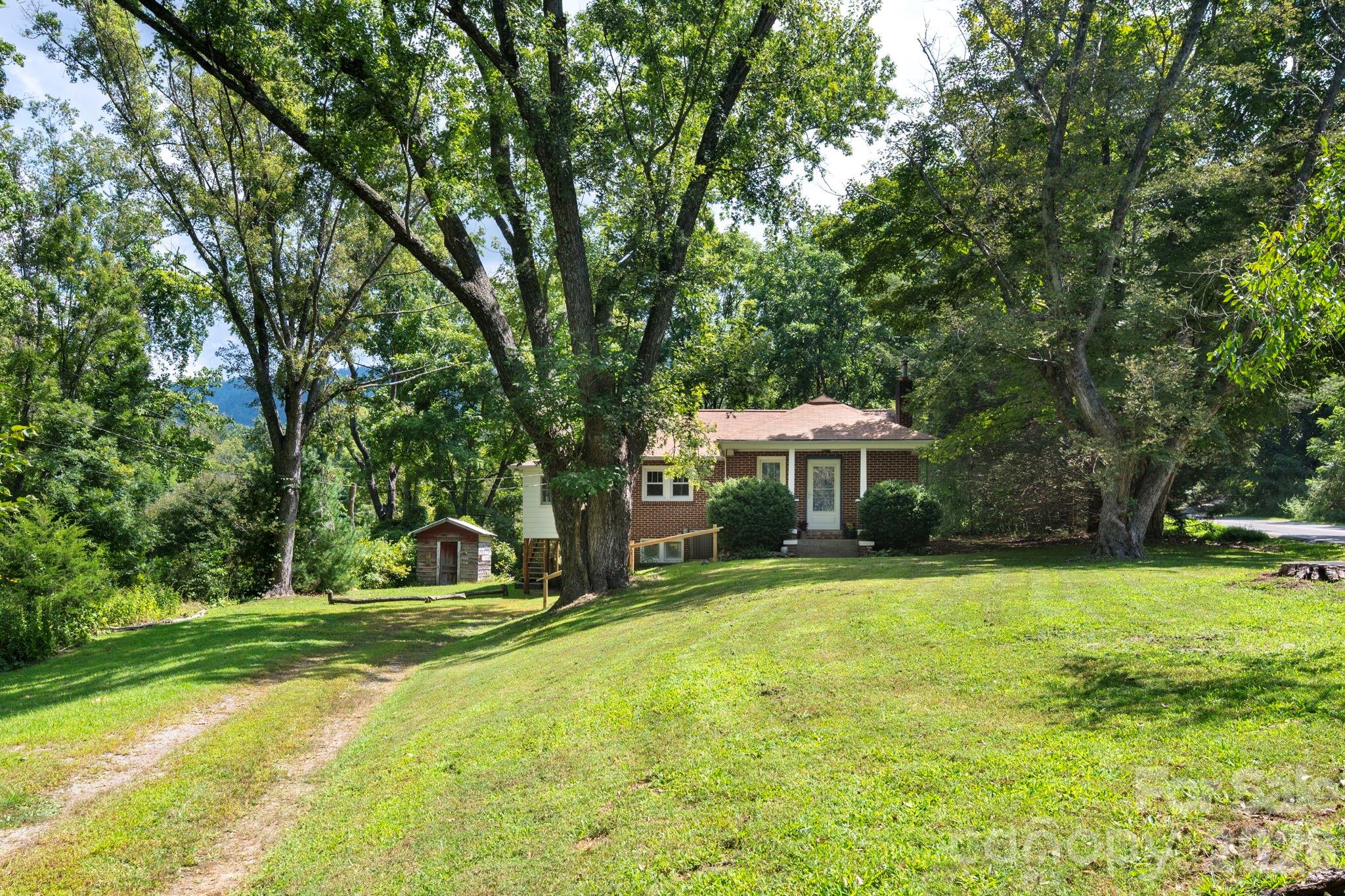 178 Shope Creek Road — Asheville
