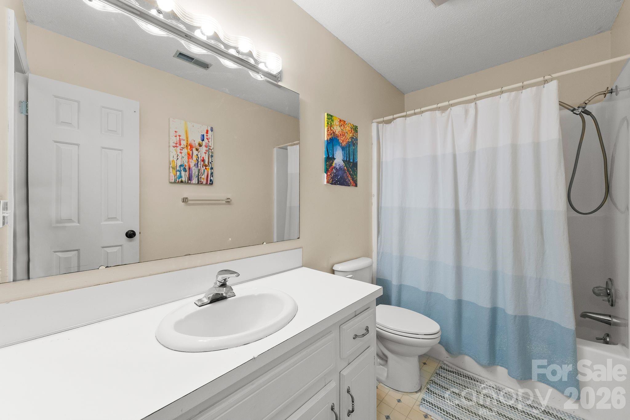517 Forest Lane — Belmont