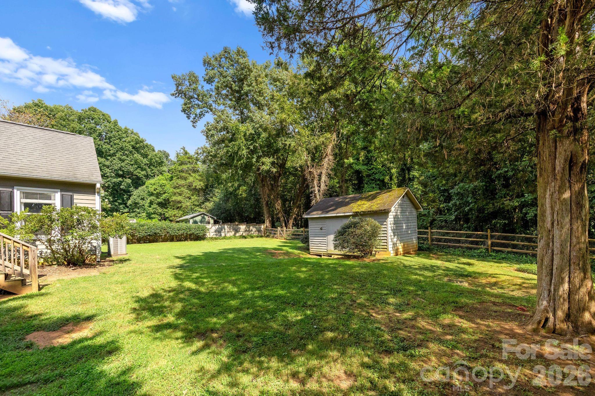 517 Forest Lane — Belmont