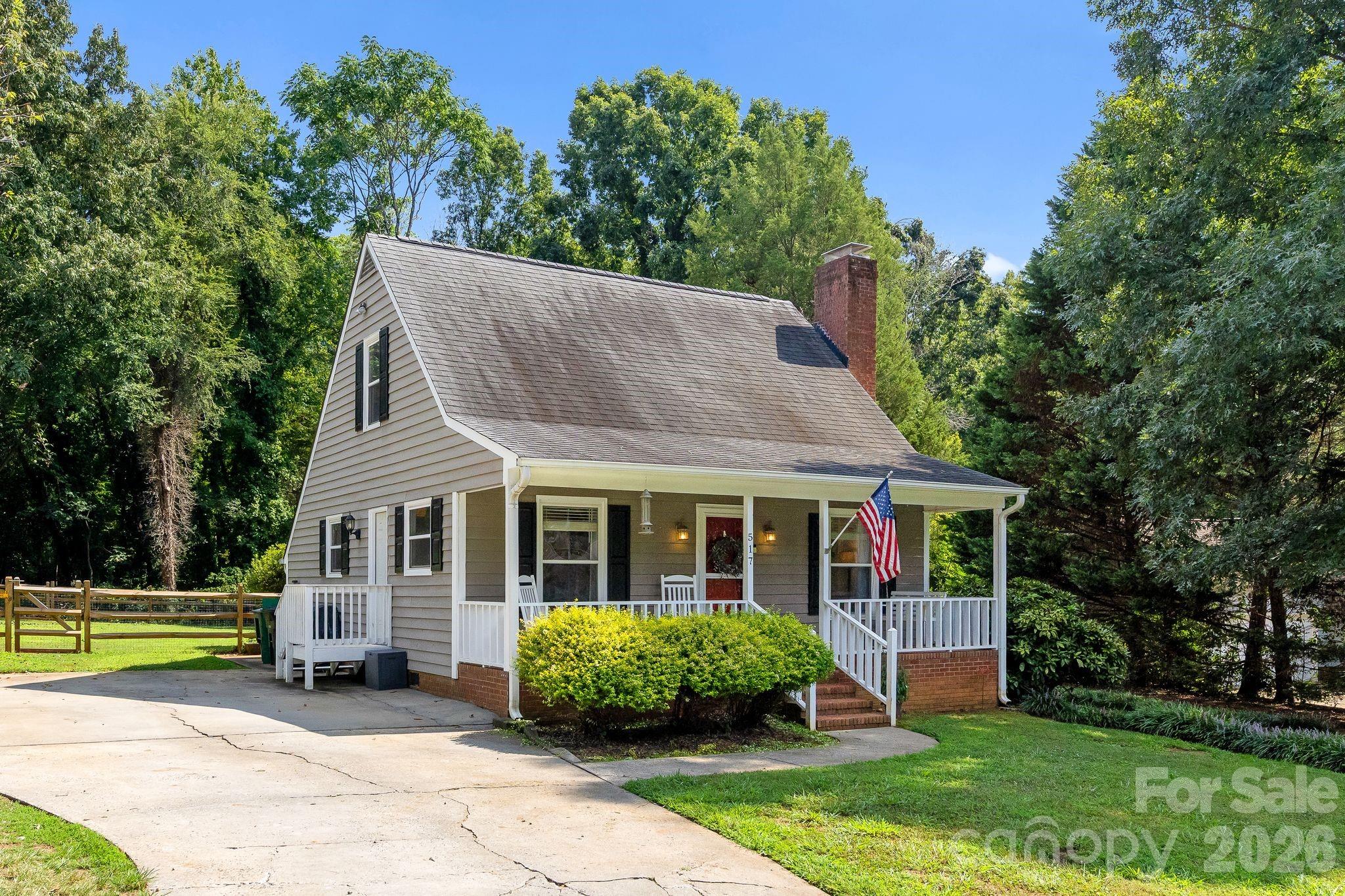 517 Forest Lane — Belmont