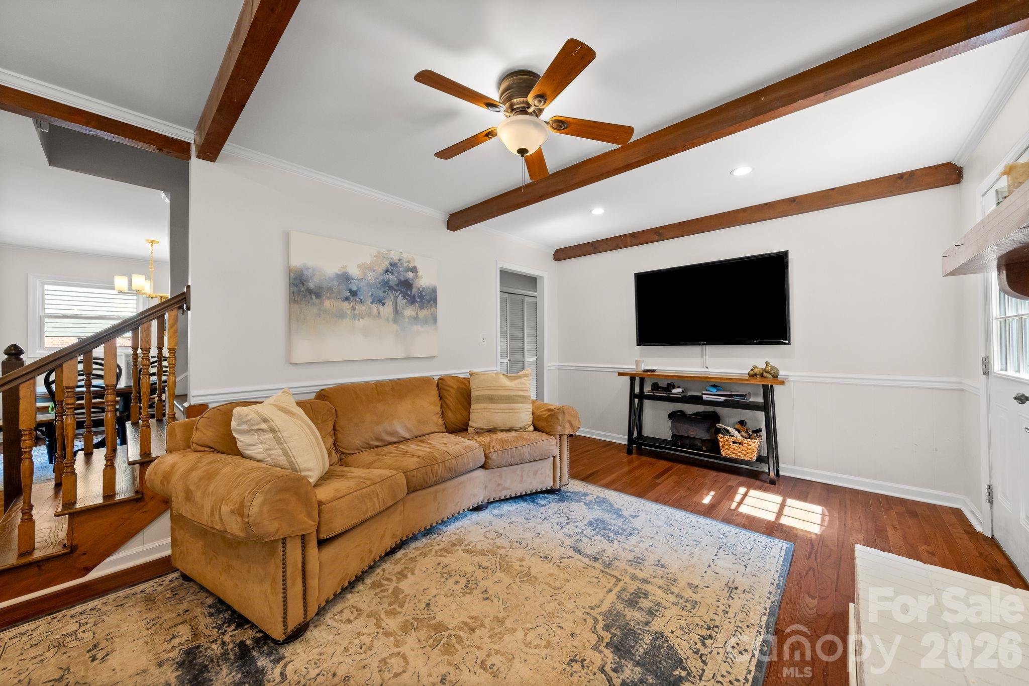 517 Forest Lane — Belmont