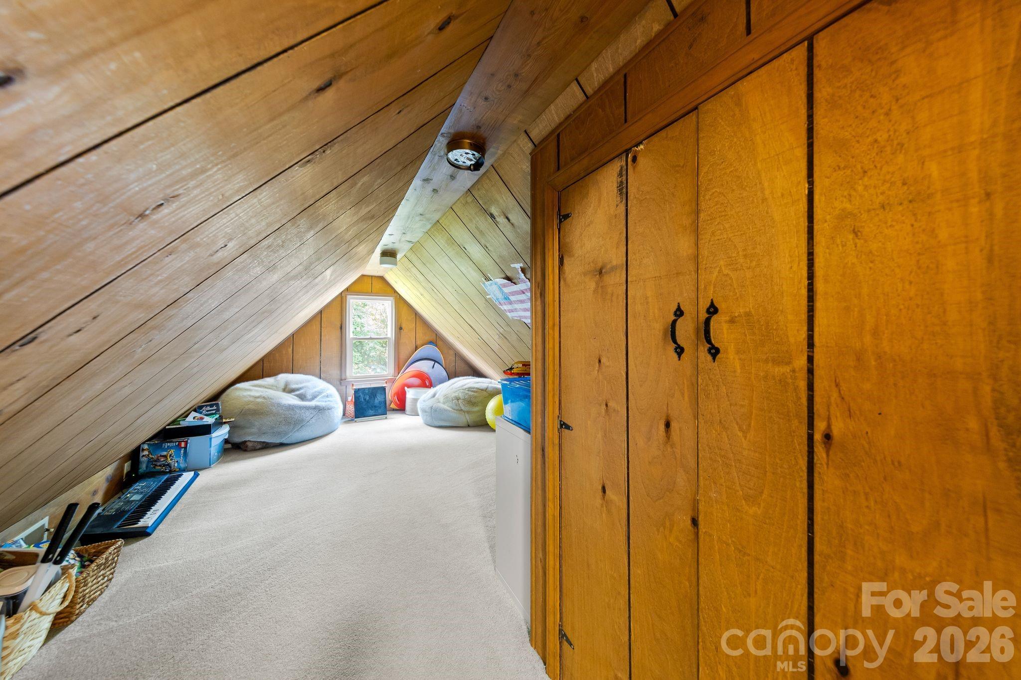 517 Forest Lane — Belmont