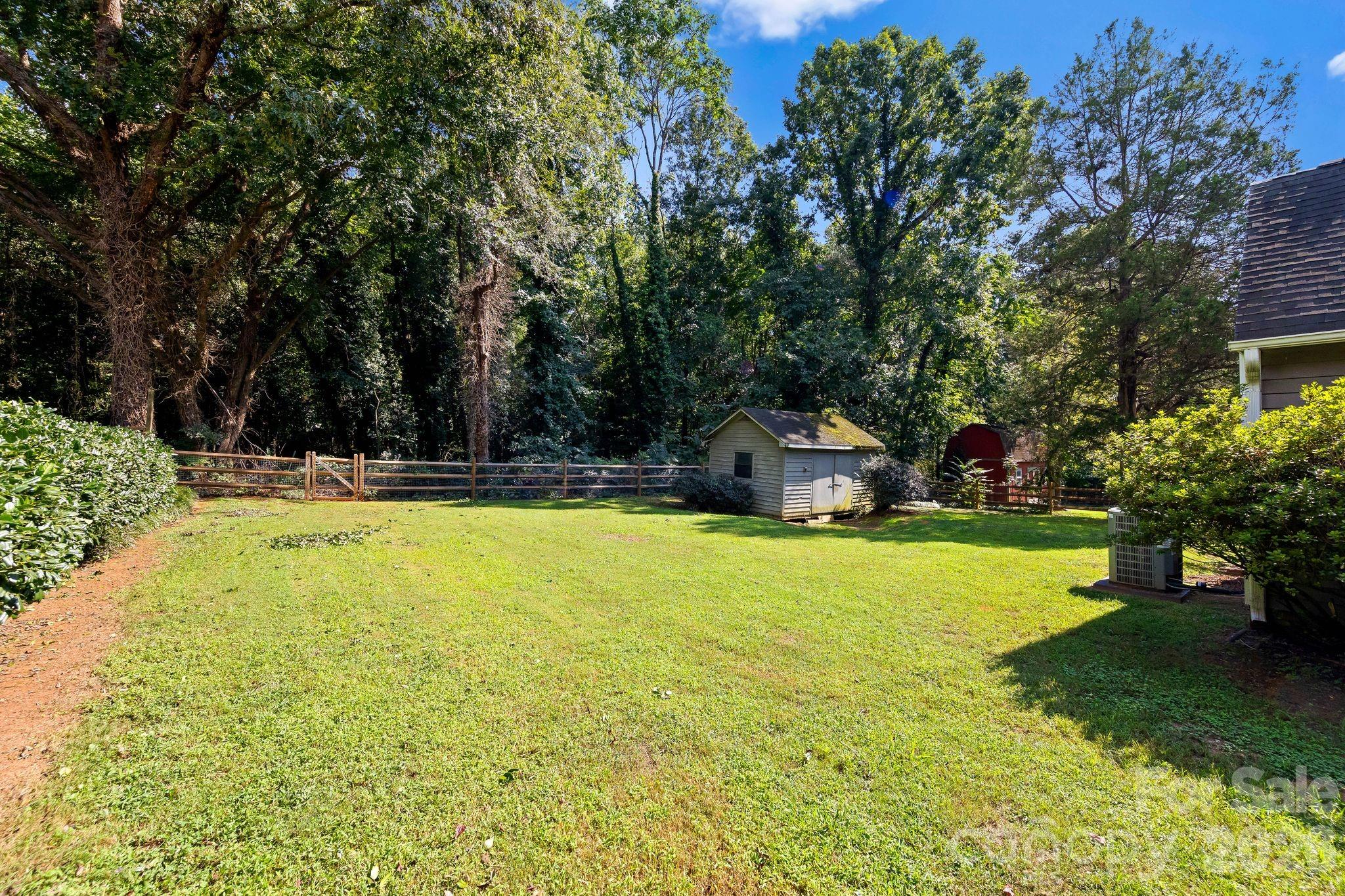 517 Forest Lane — Belmont