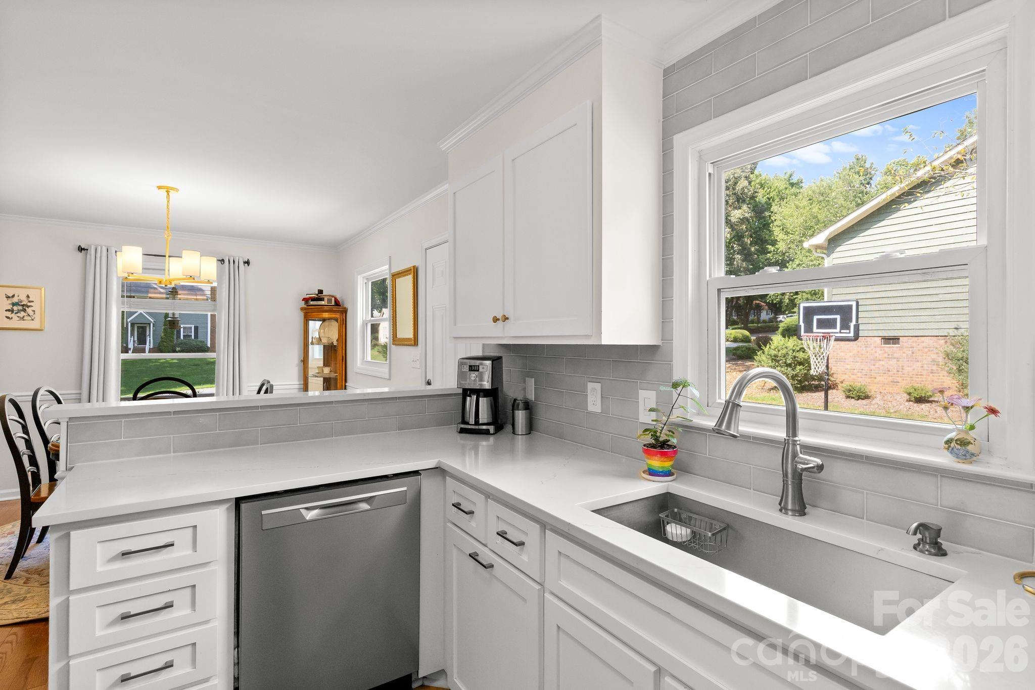 517 Forest Lane — Belmont