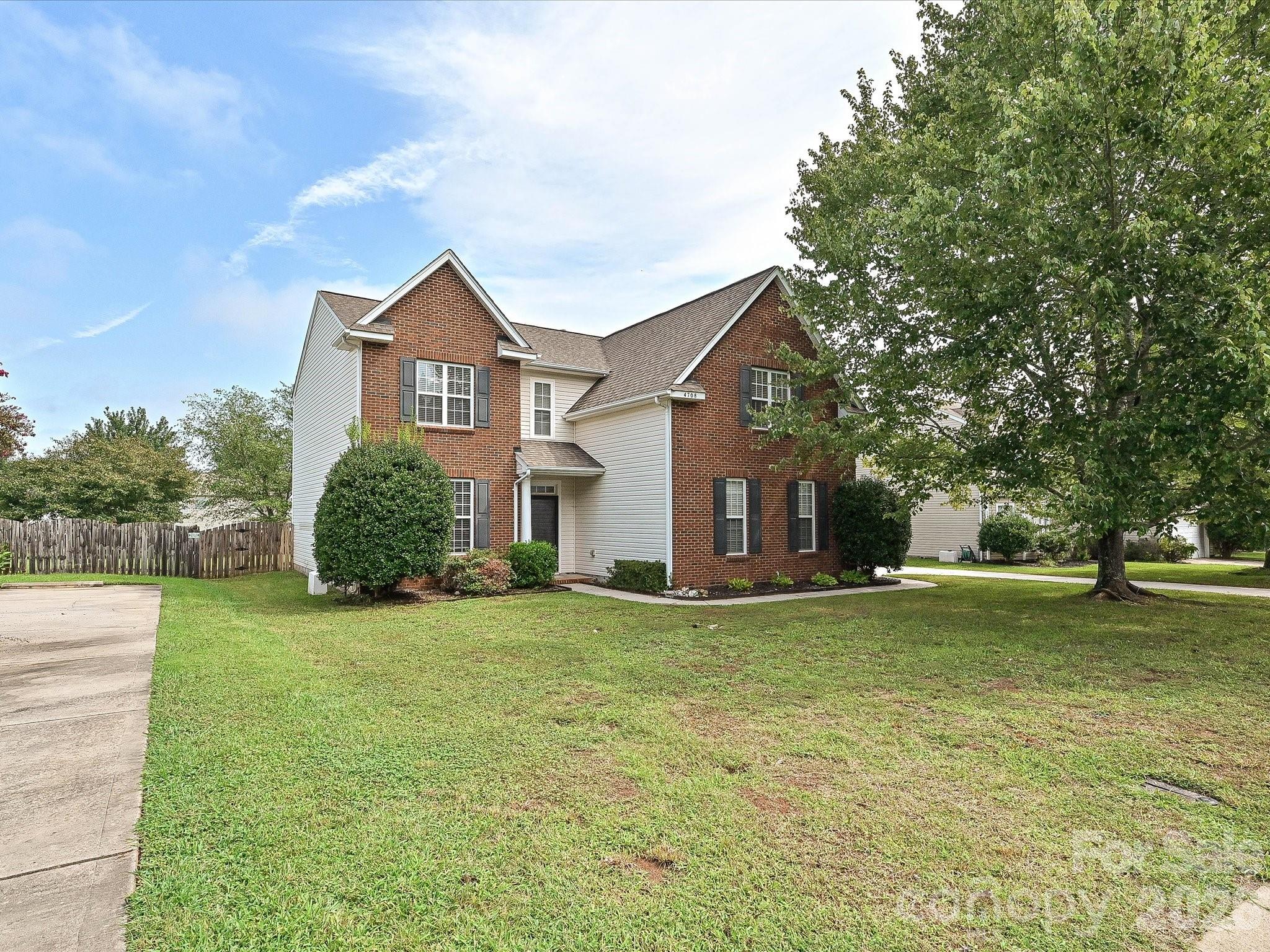 4708 Sandtyn Drive — Waxhaw