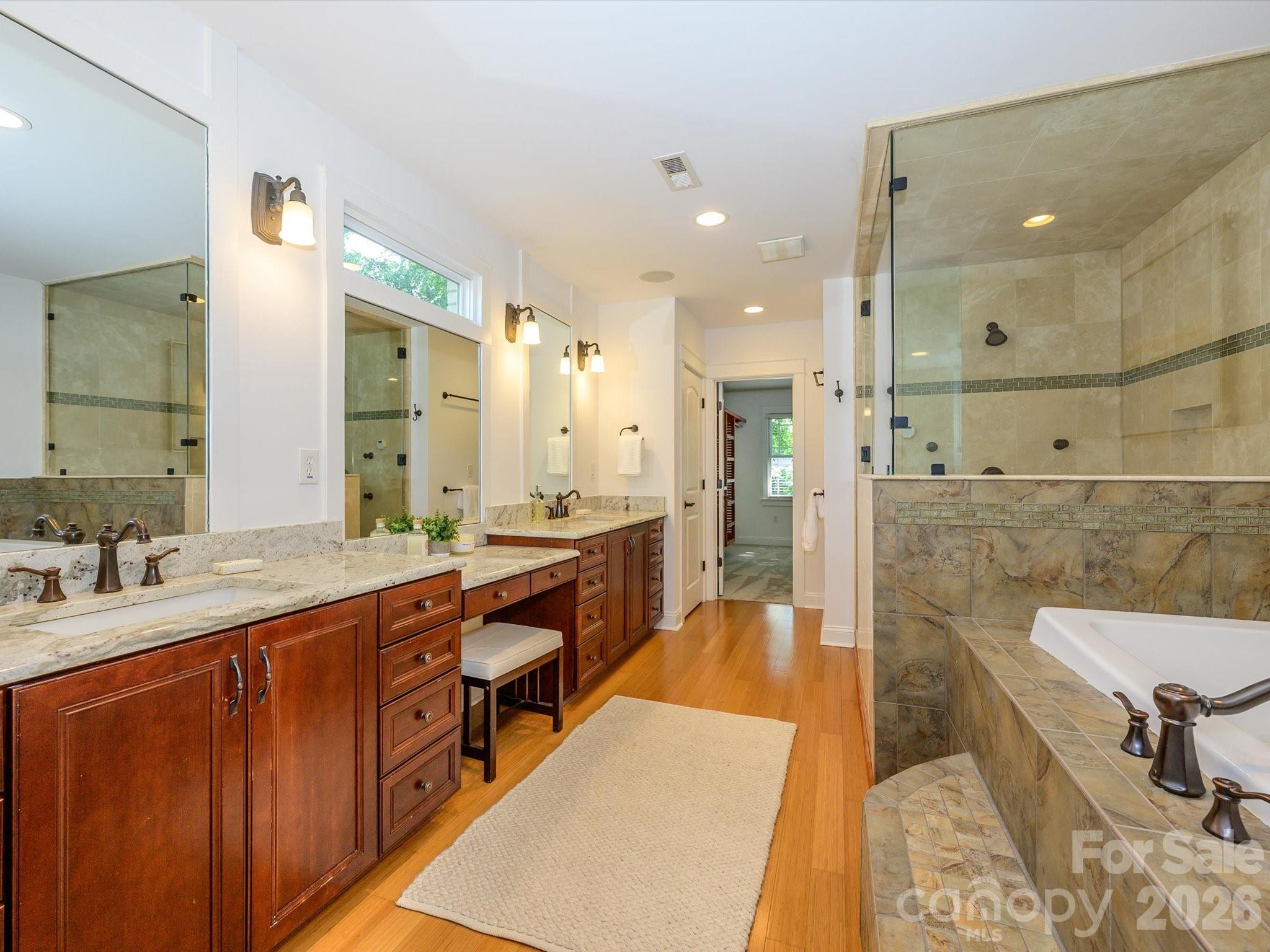 3016 Somerset Drive — Charlotte