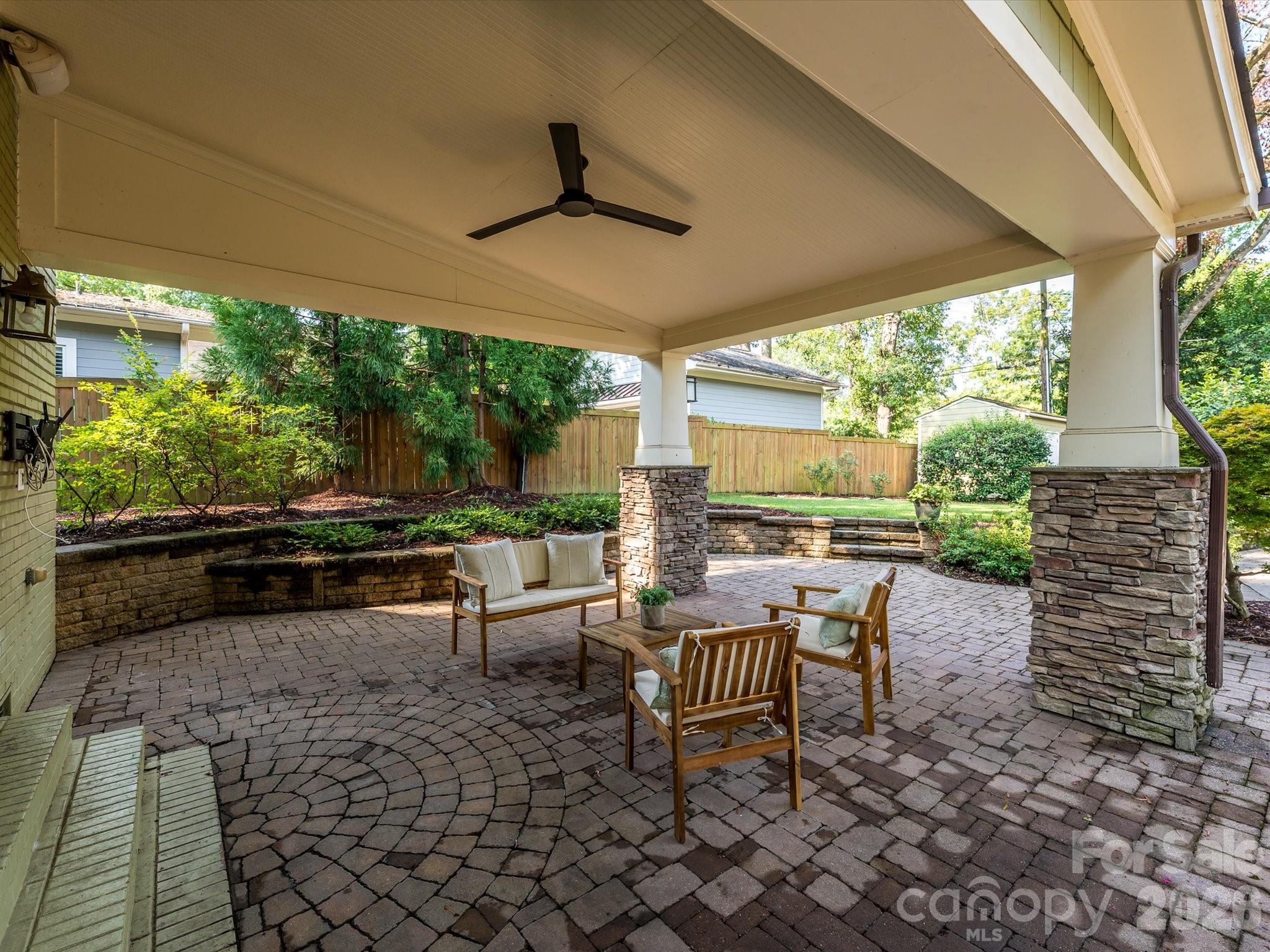 3016 Somerset Drive — Charlotte