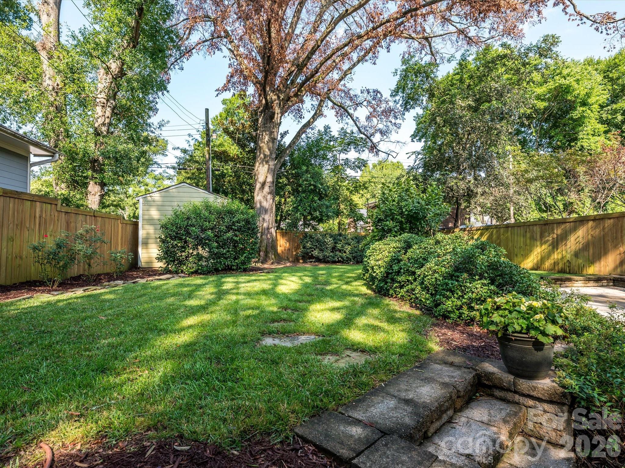 3016 Somerset Drive — Charlotte