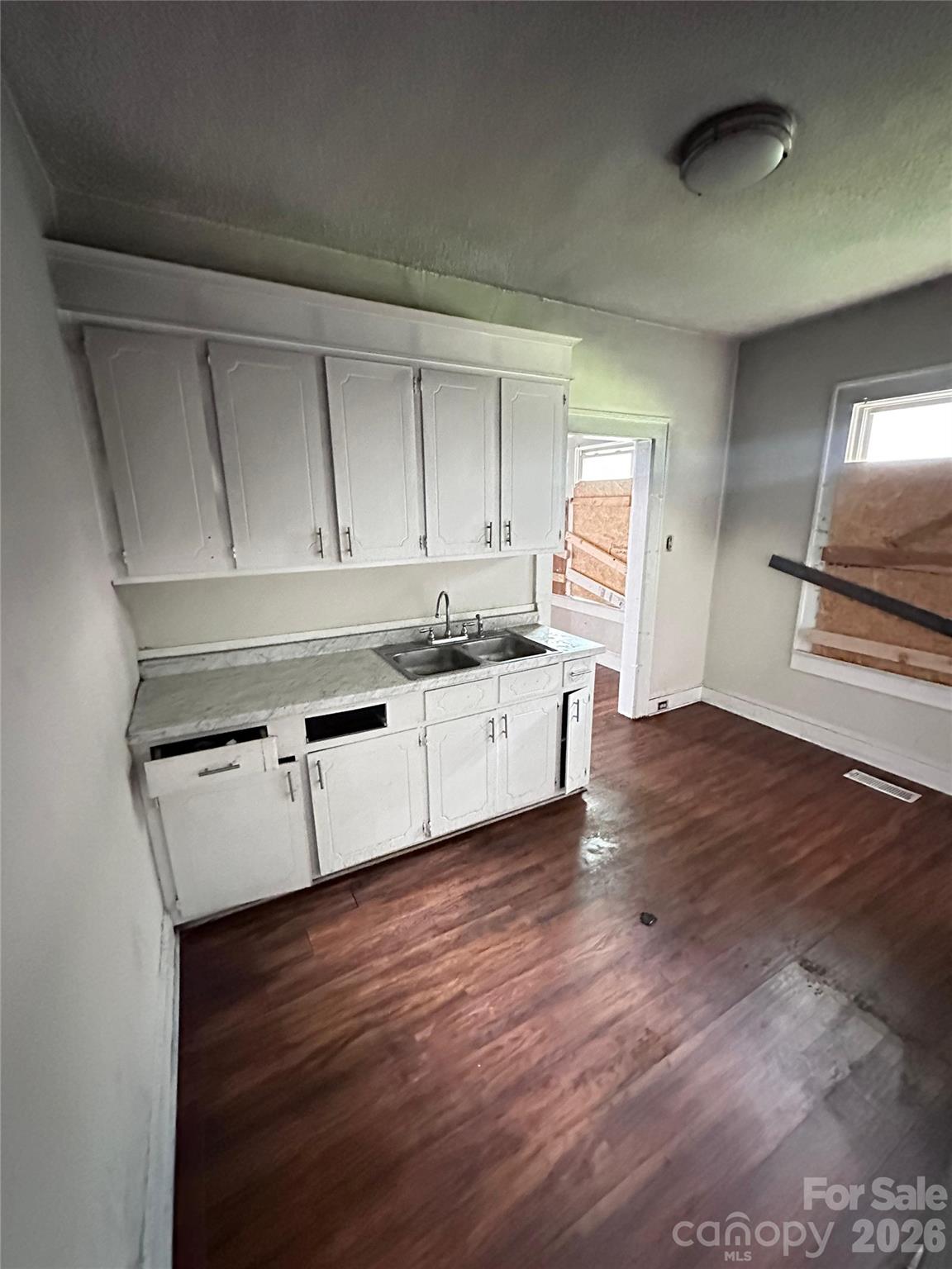 2228 Camp Greene Street — Charlotte
