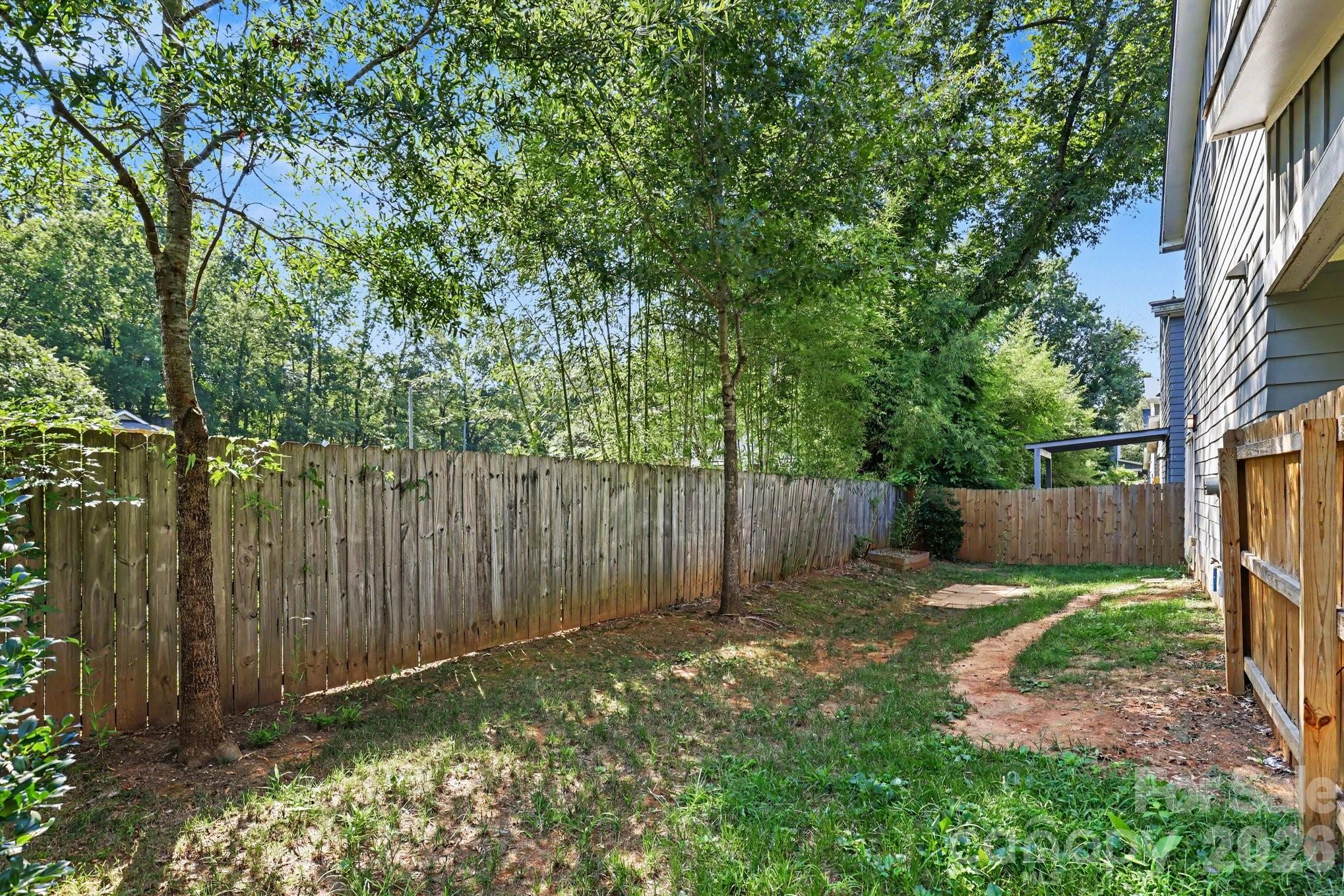 1522 Wembley Drive — Charlotte