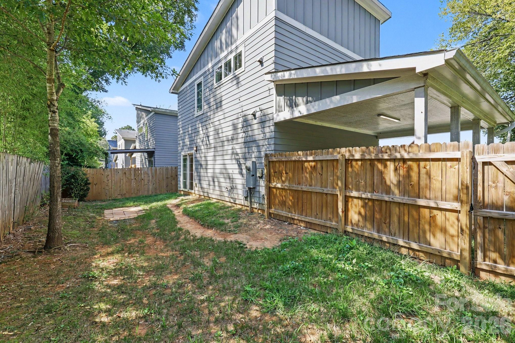 1522 Wembley Drive — Charlotte
