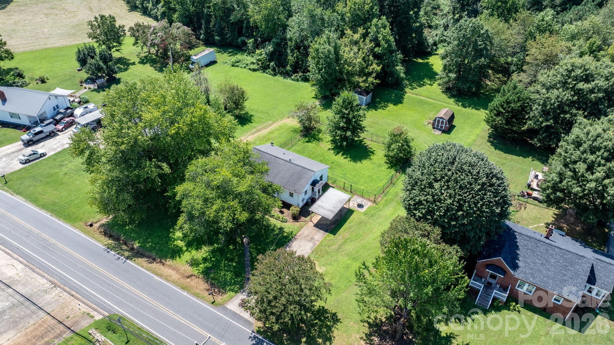 414B Old NC 18 Highway — Morganton