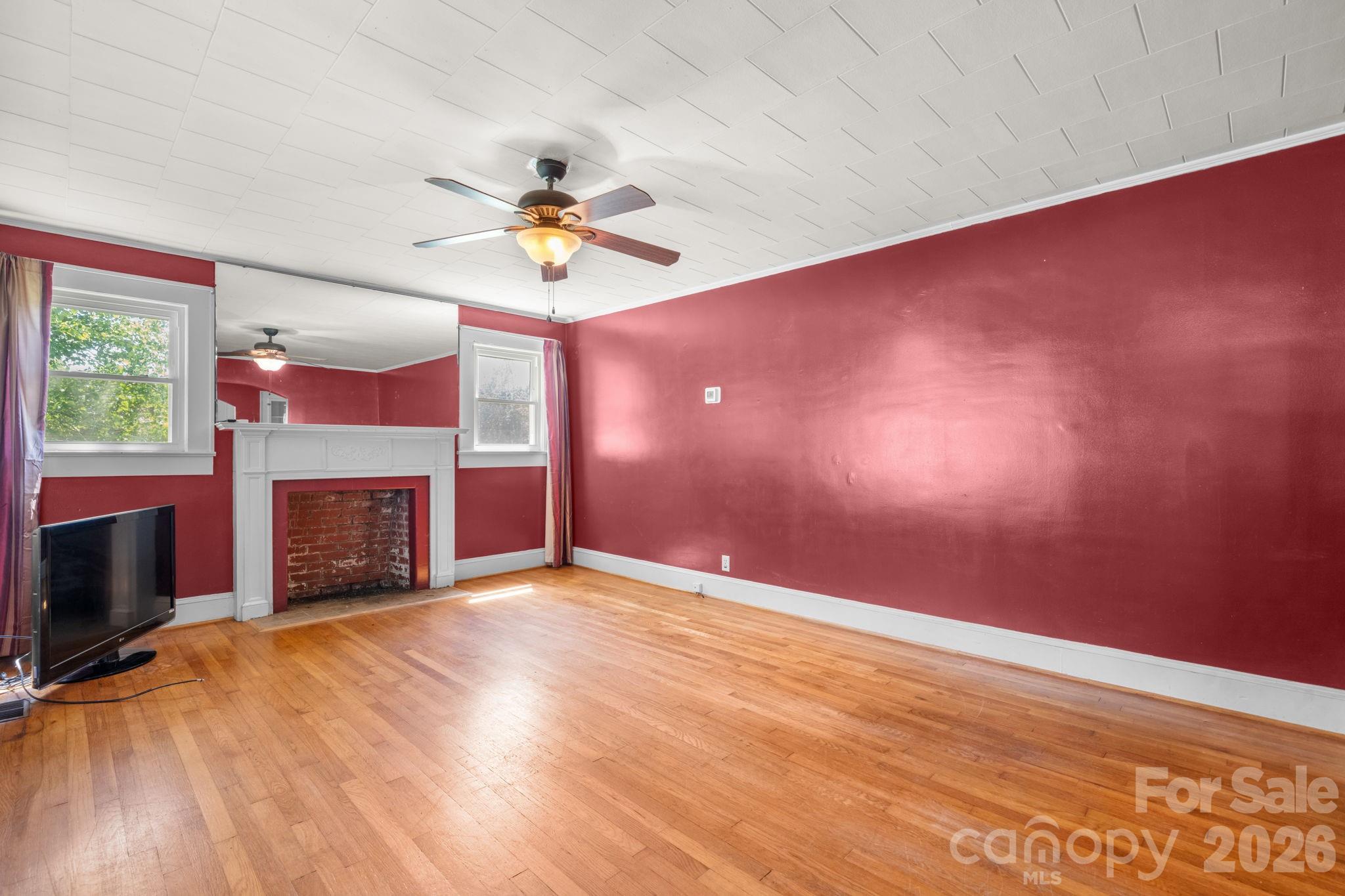 414B Old NC 18 Highway — Morganton