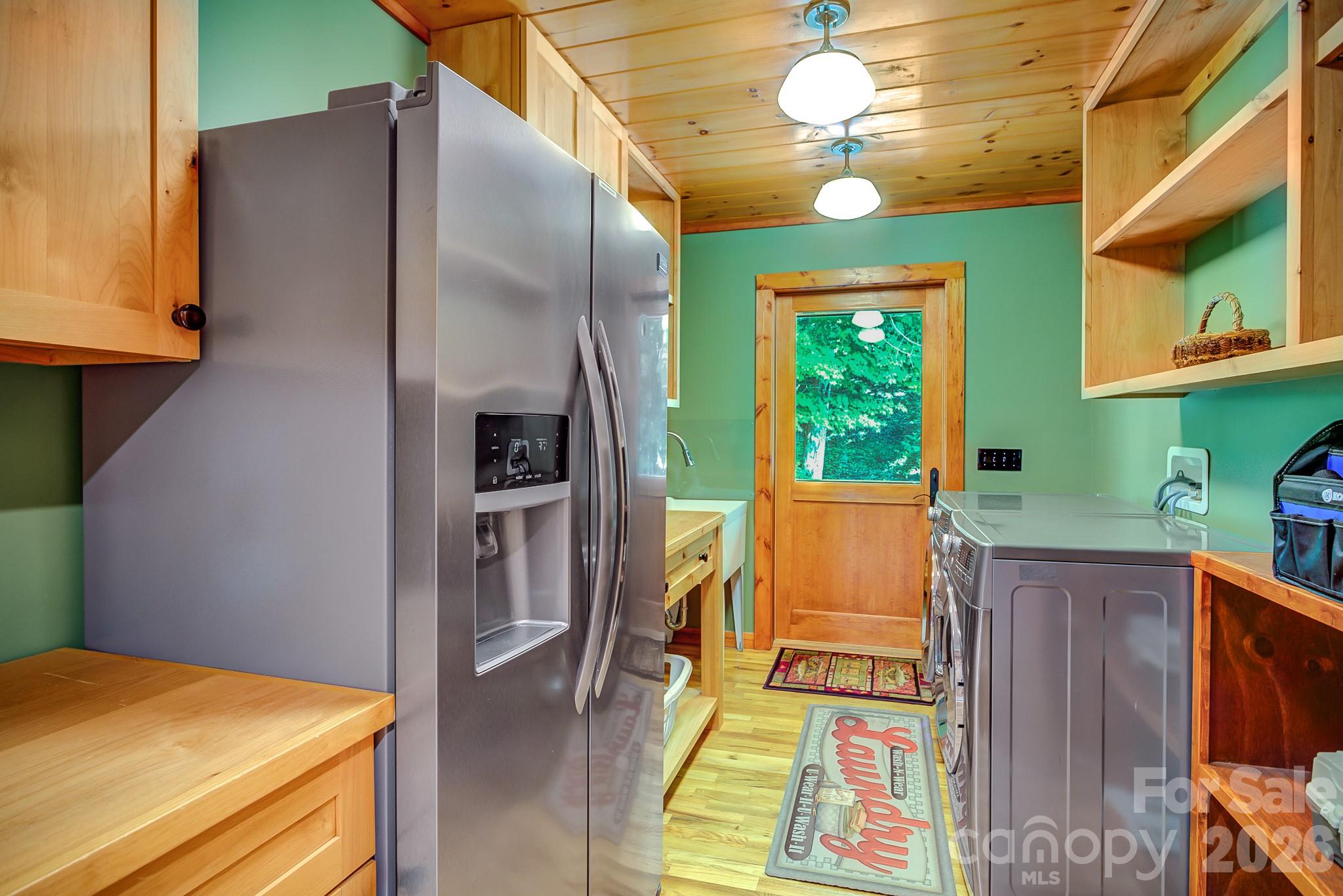 568 Auborn Trivette Road — Sugar Grove