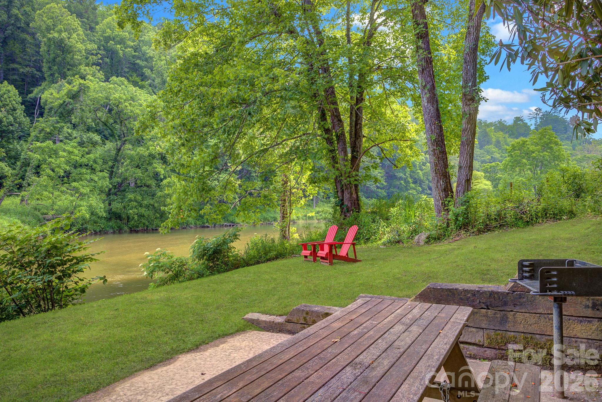 568 Auborn Trivette Road — Sugar Grove