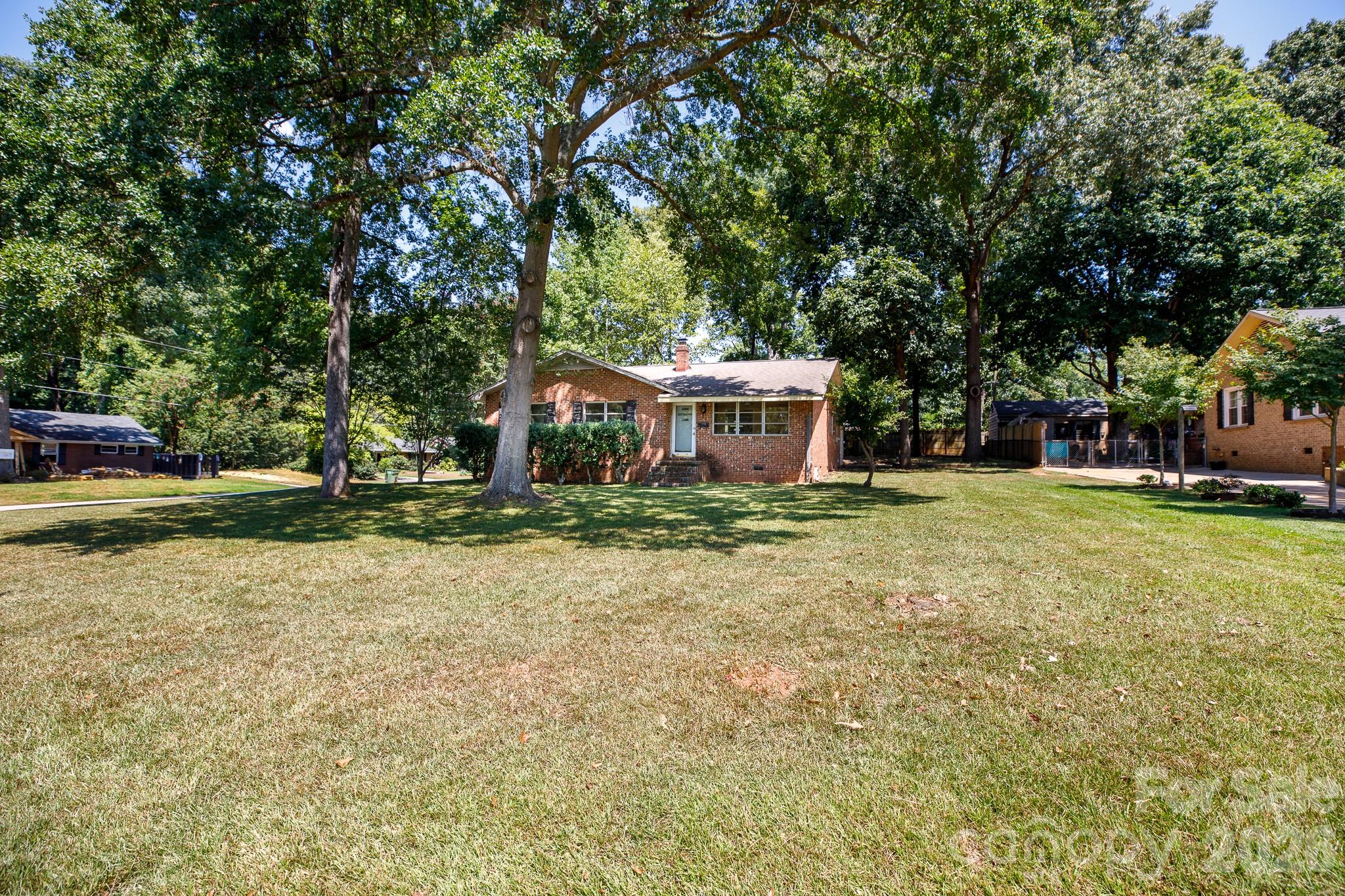 122 W Gregg Street — Fort Mill