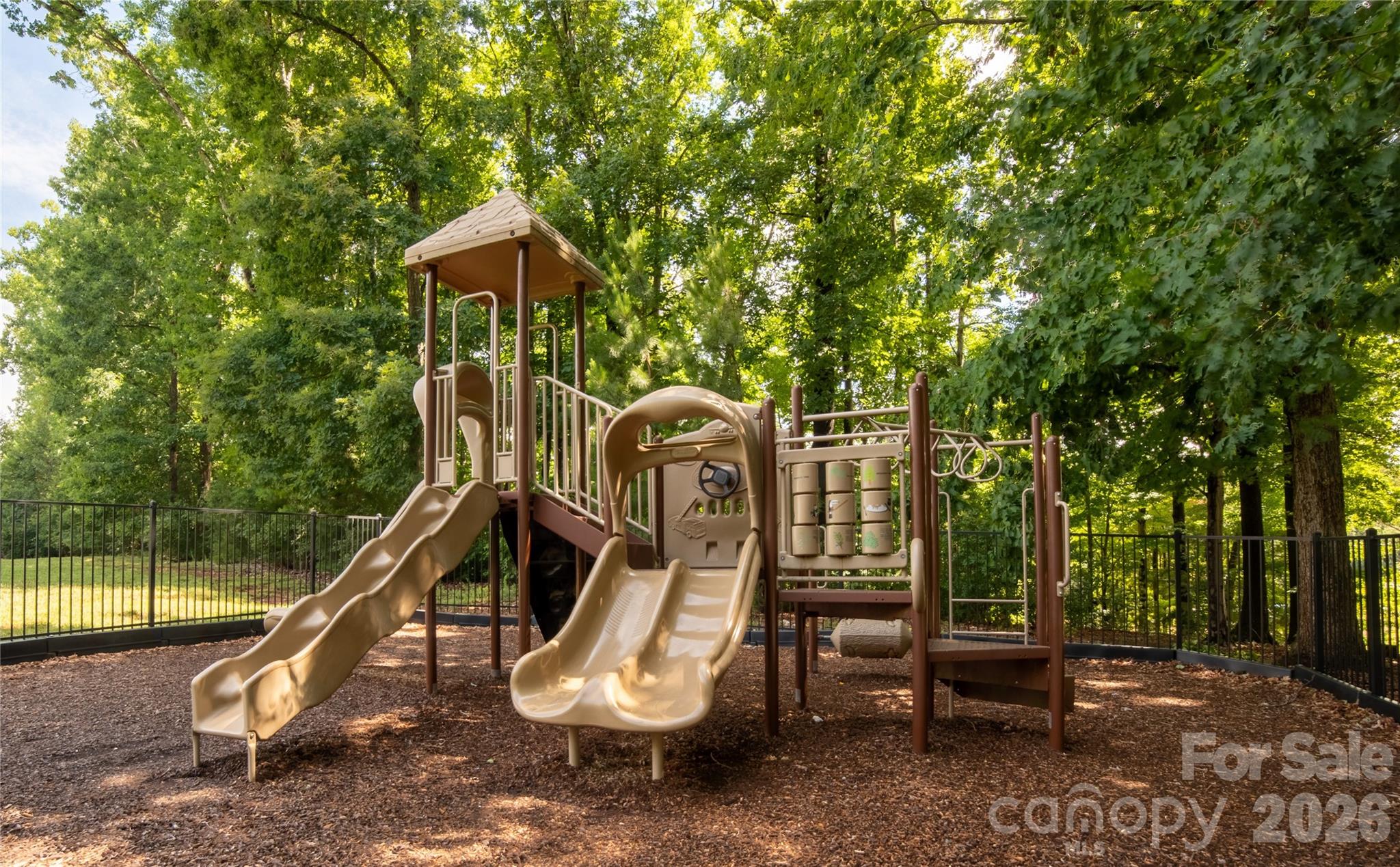 4509 Kelowna Street — Charlotte