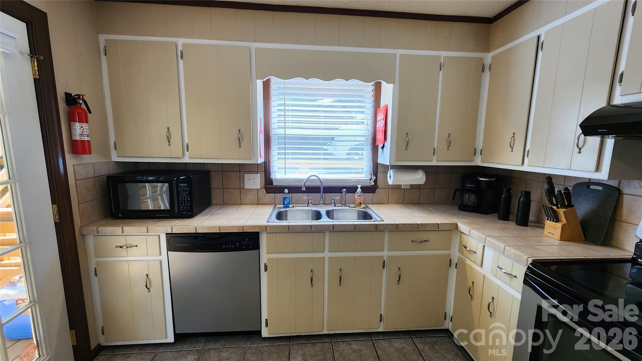 188 Forest Lane — Blowing Rock