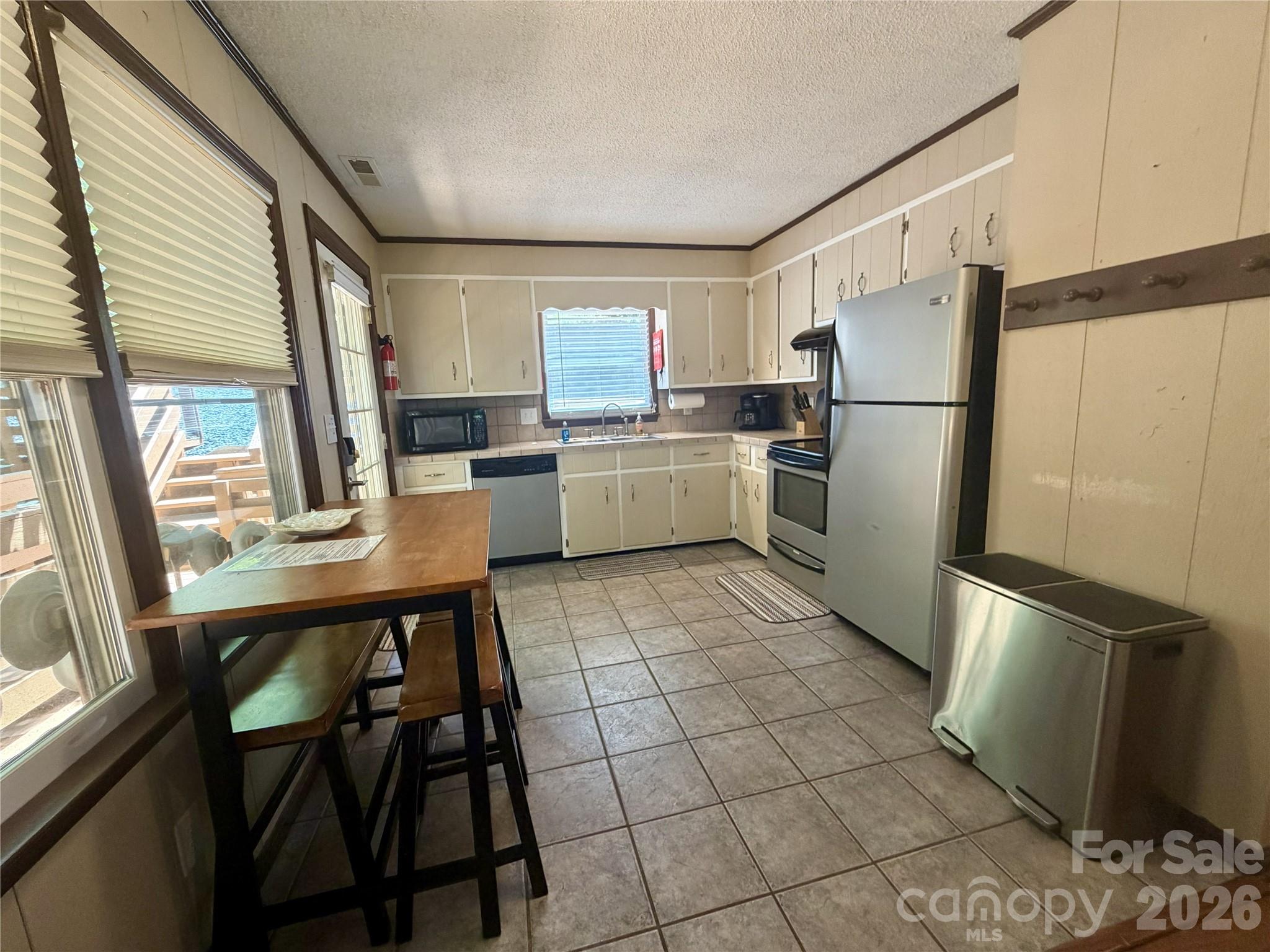 188 Forest Lane — Blowing Rock