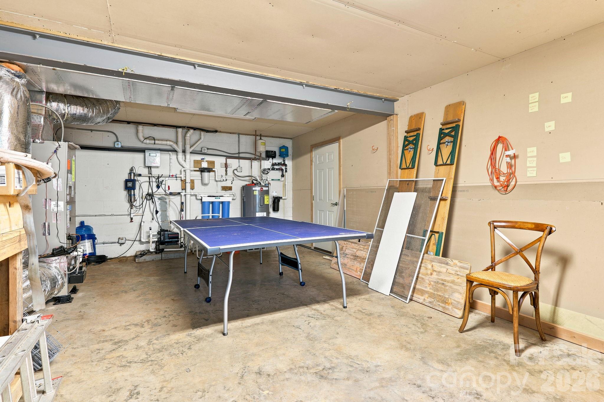 291 Merrills Chase Road — Asheville