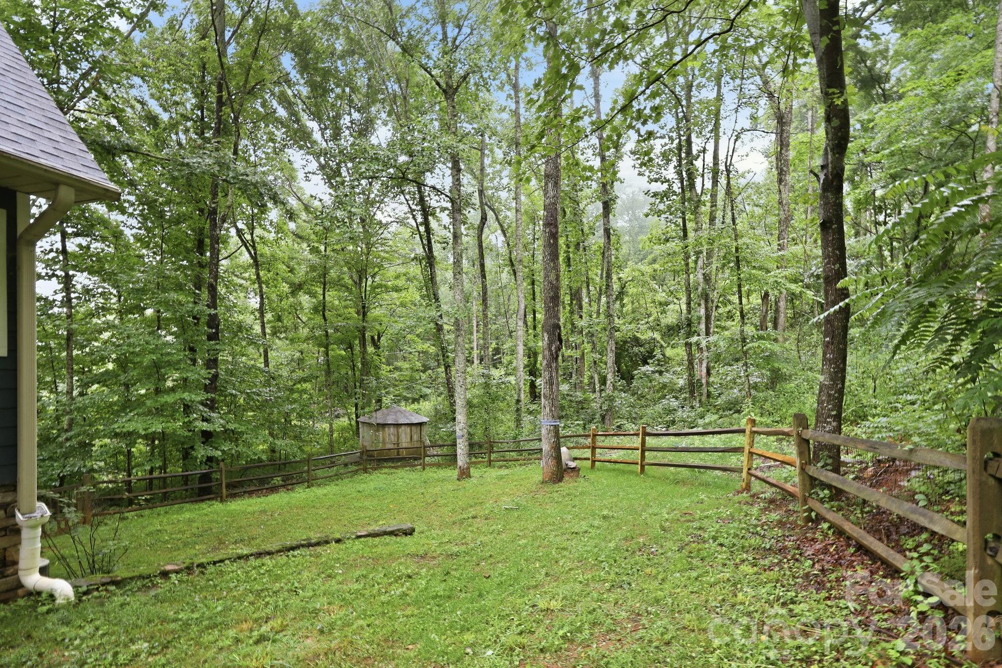 291 Merrills Chase Road — Asheville