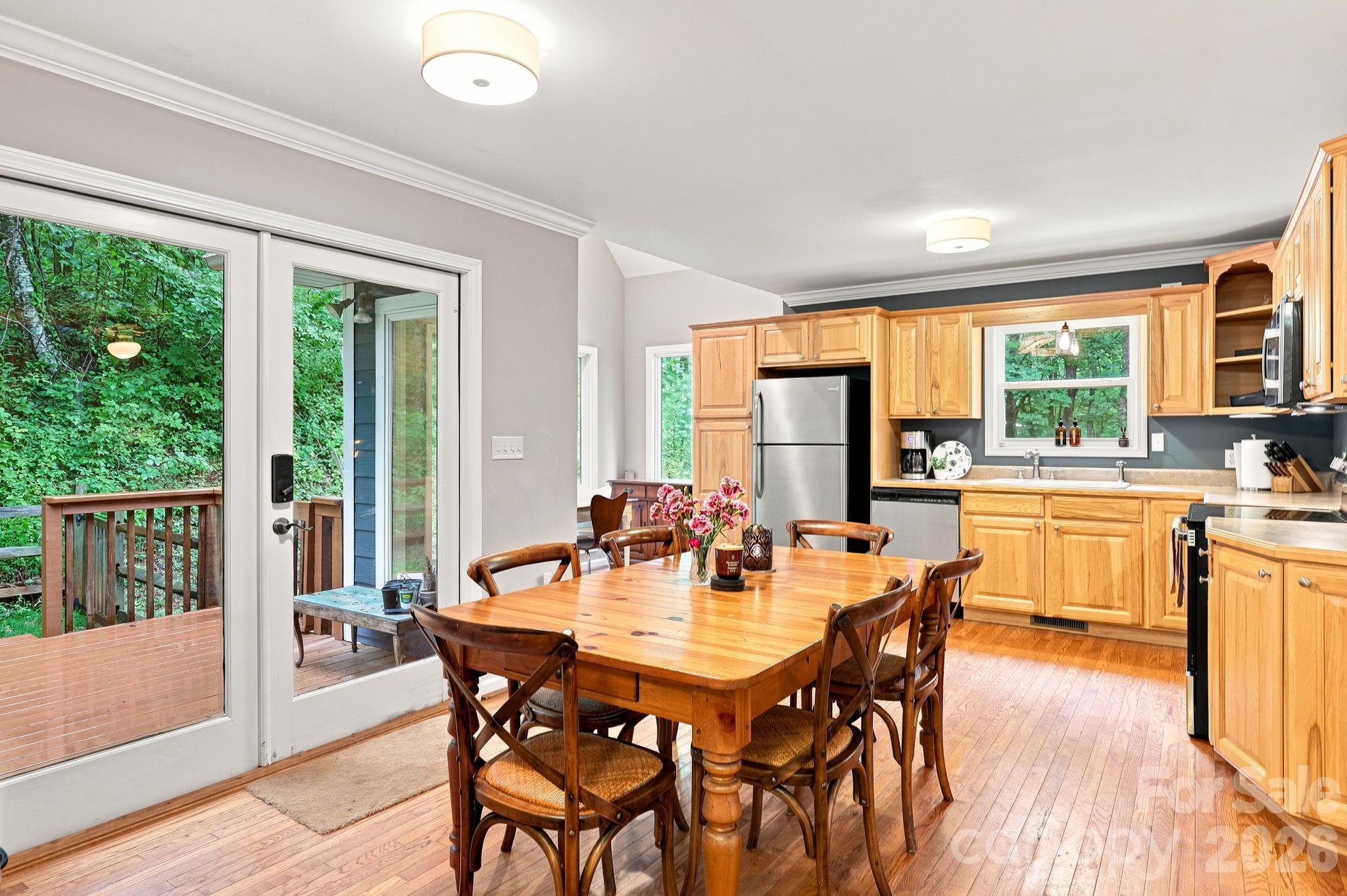 291 Merrills Chase Road — Asheville