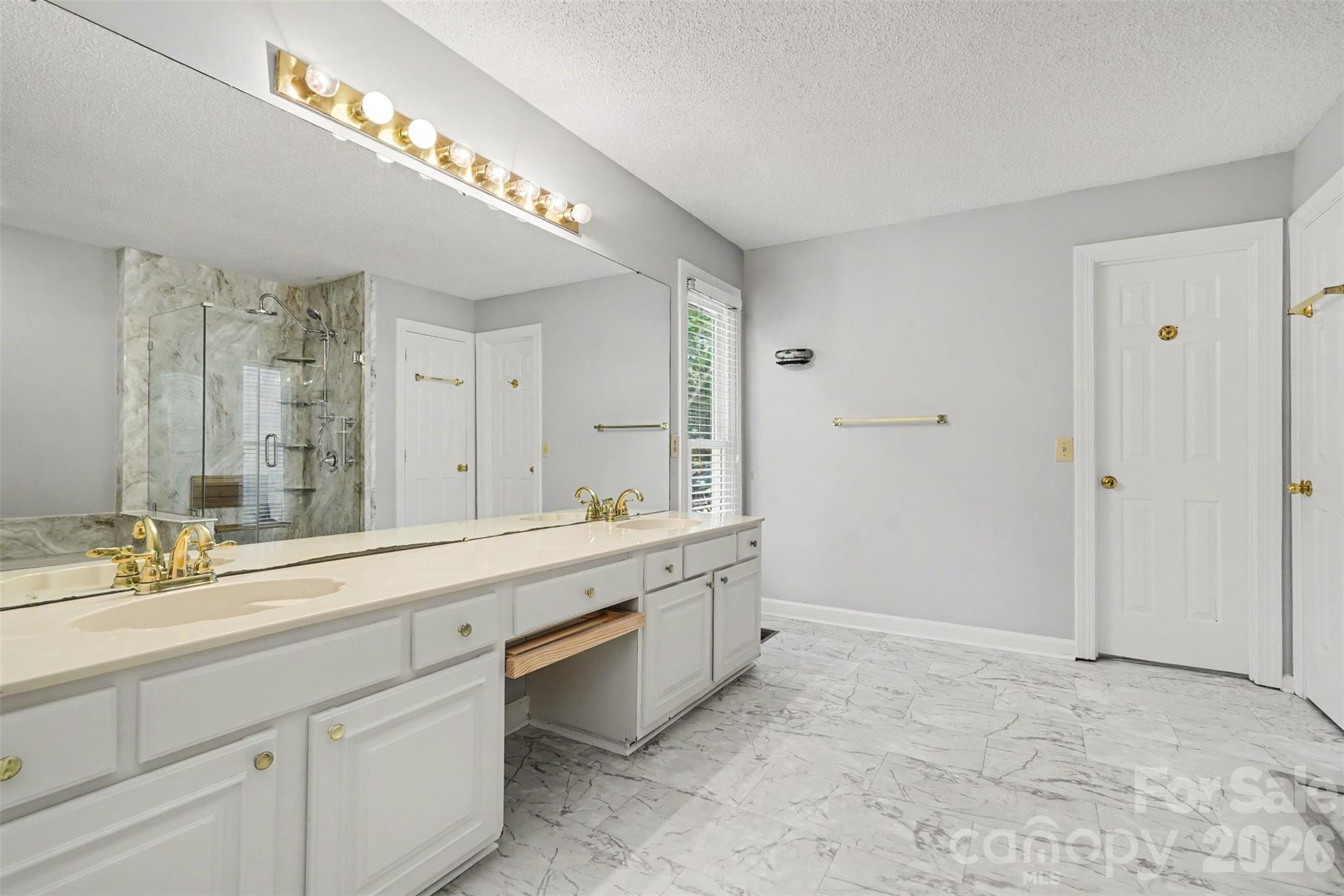 8710 Twin Trail Drive — Huntersville
