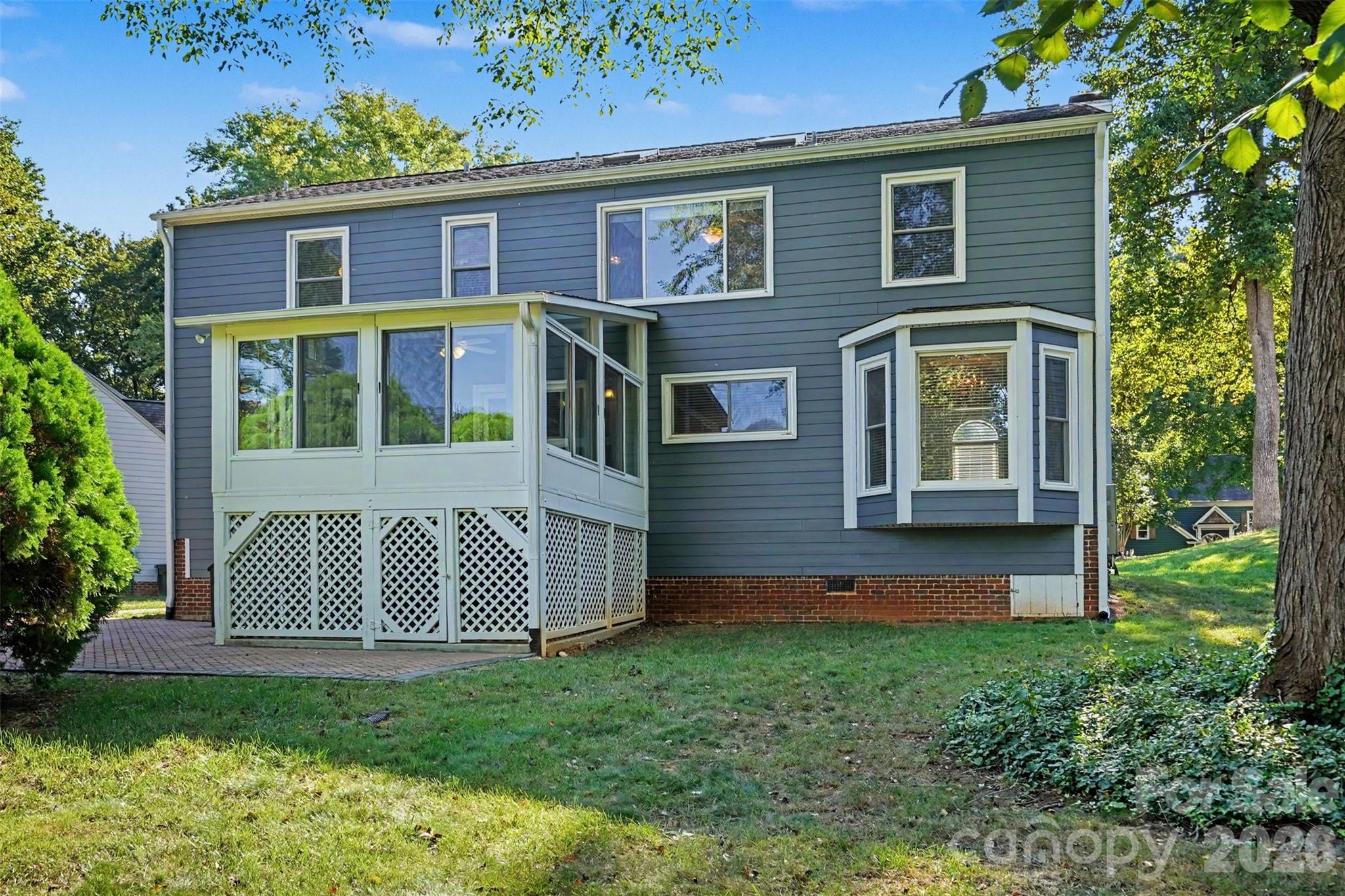 8710 Twin Trail Drive — Huntersville