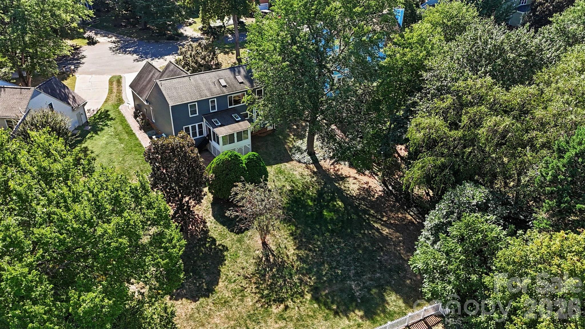 8710 Twin Trail Drive — Huntersville