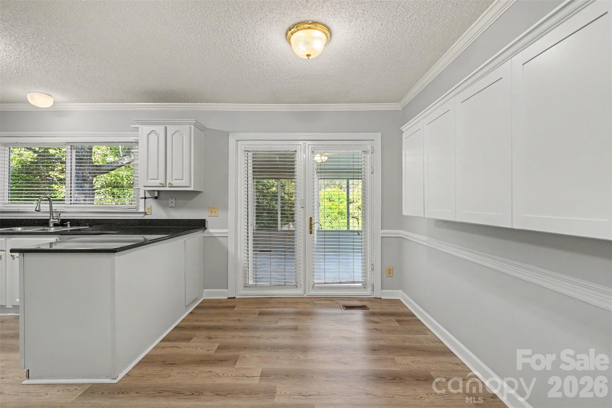 8710 Twin Trail Drive — Huntersville