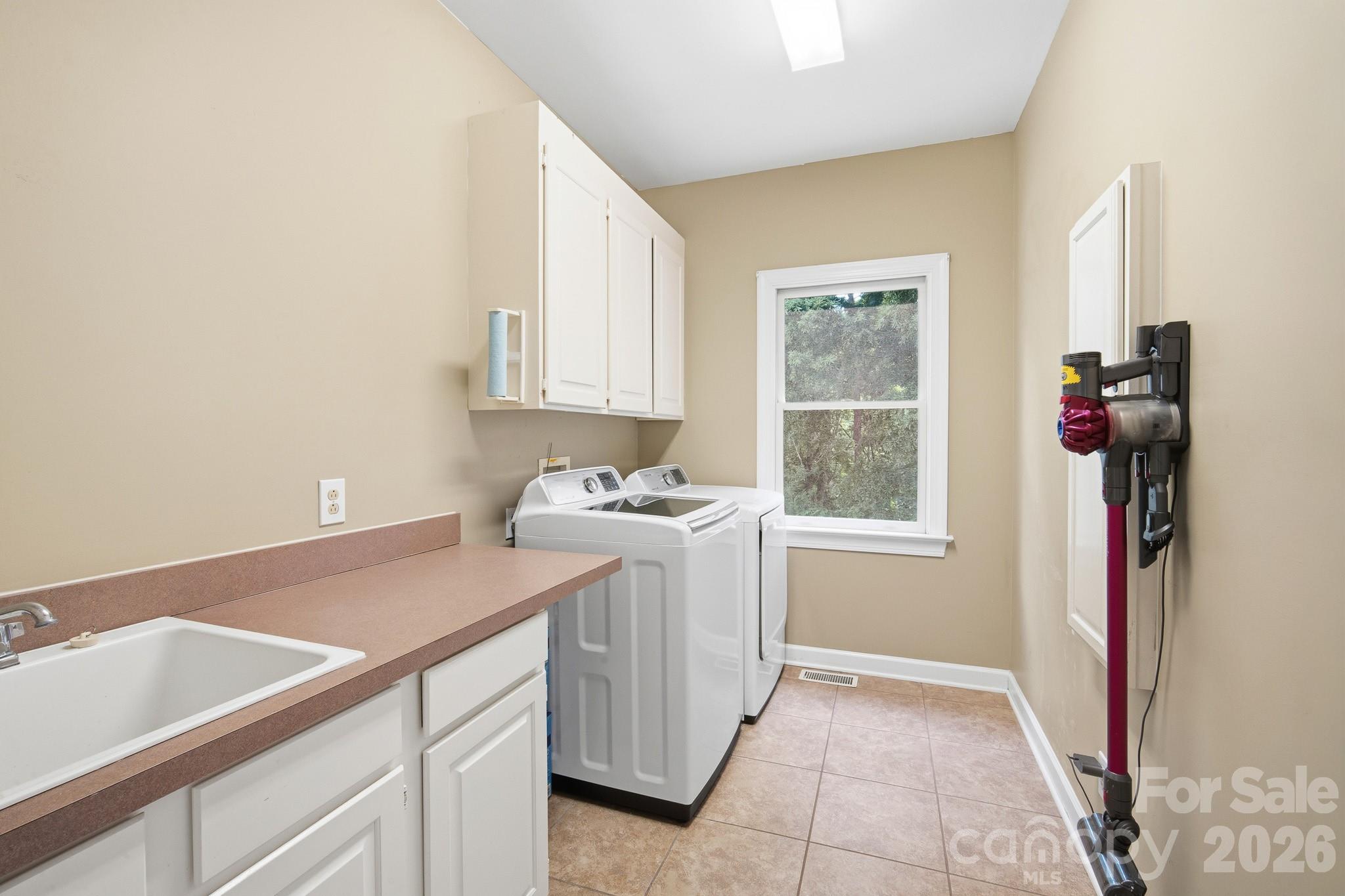 825 Timberlane Trail — Salisbury