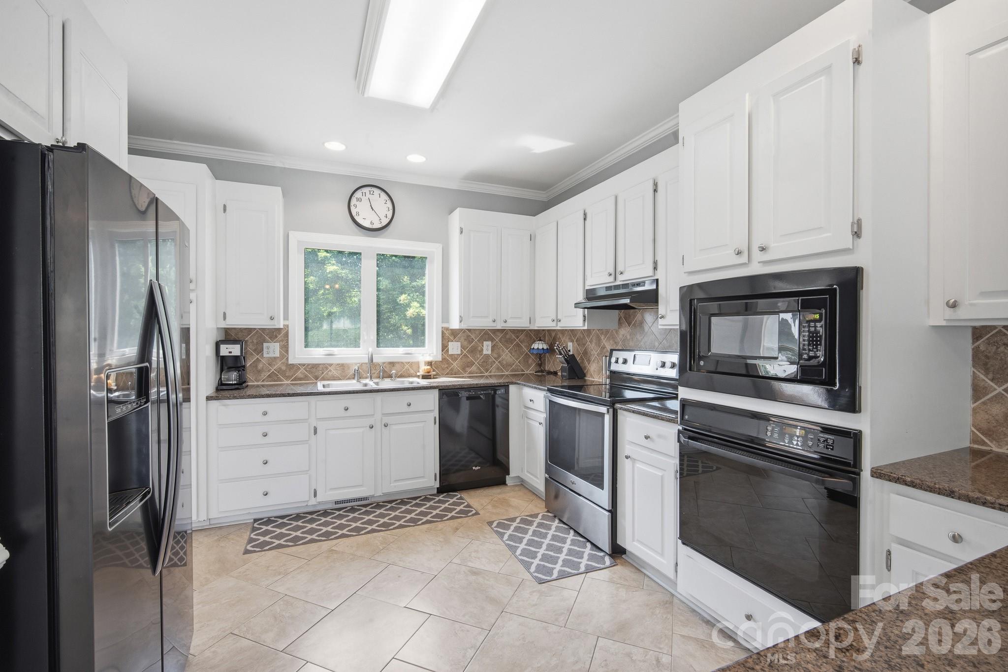 825 Timberlane Trail — Salisbury