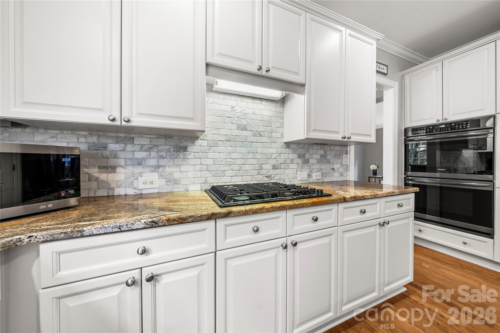 15812 Glen Miro Drive — Huntersville