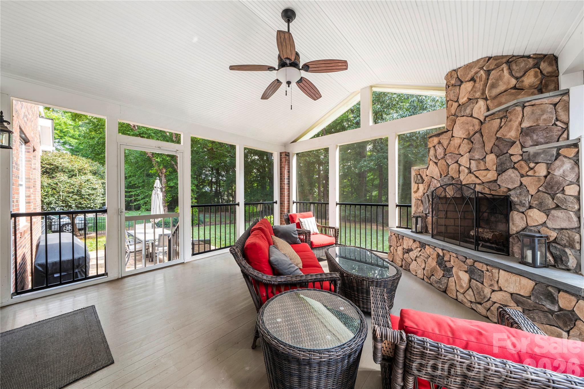15812 Glen Miro Drive — Huntersville
