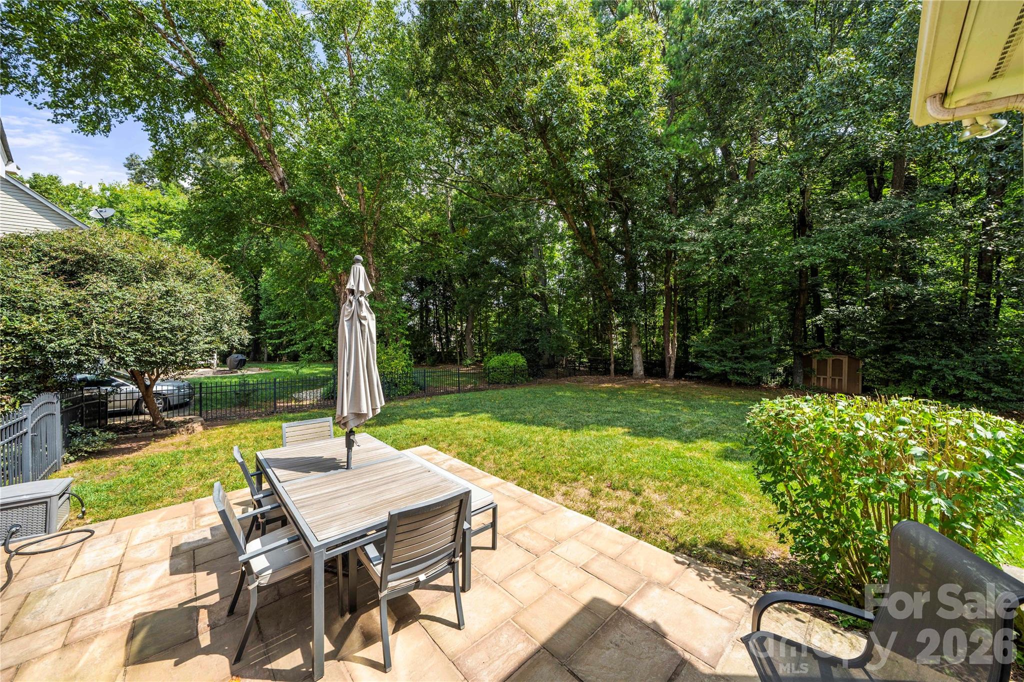 15812 Glen Miro Drive — Huntersville