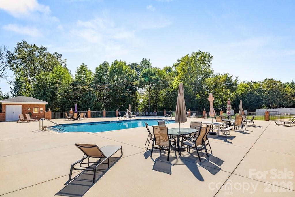 8379 Glacier Drive — Denver