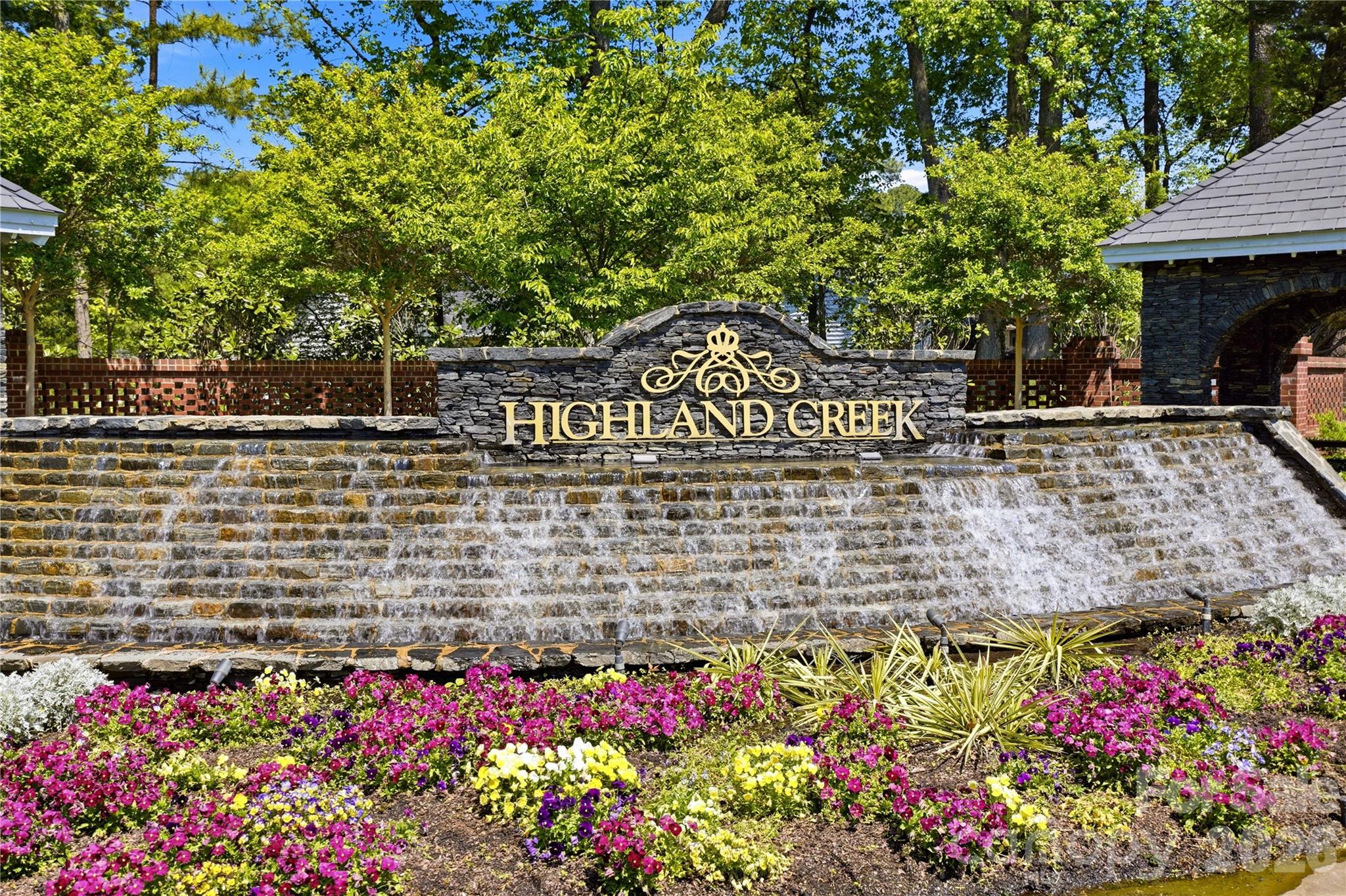 5477 Cambridge Bay Drive — Charlotte
