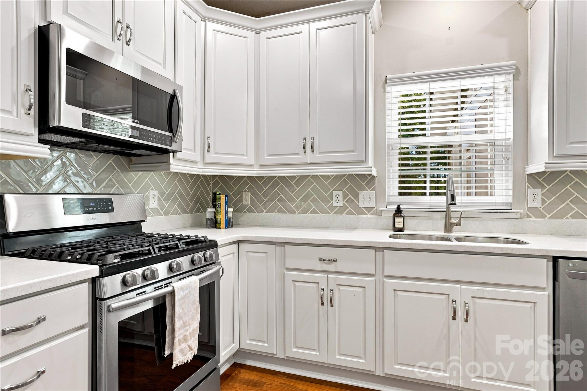 5477 Cambridge Bay Drive — Charlotte