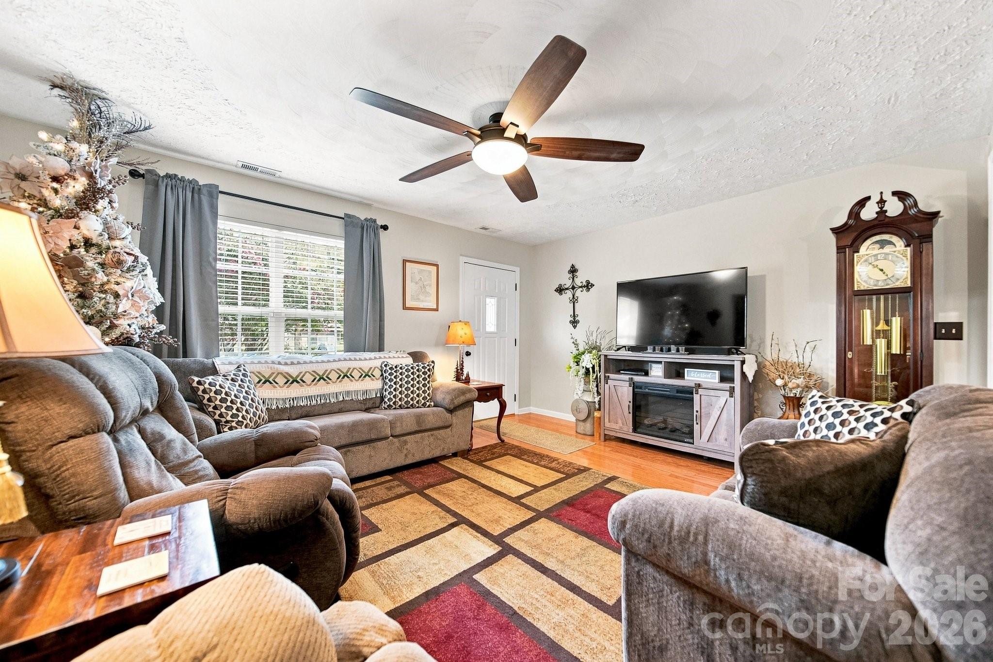 803 Whetstone Place SW — Conover