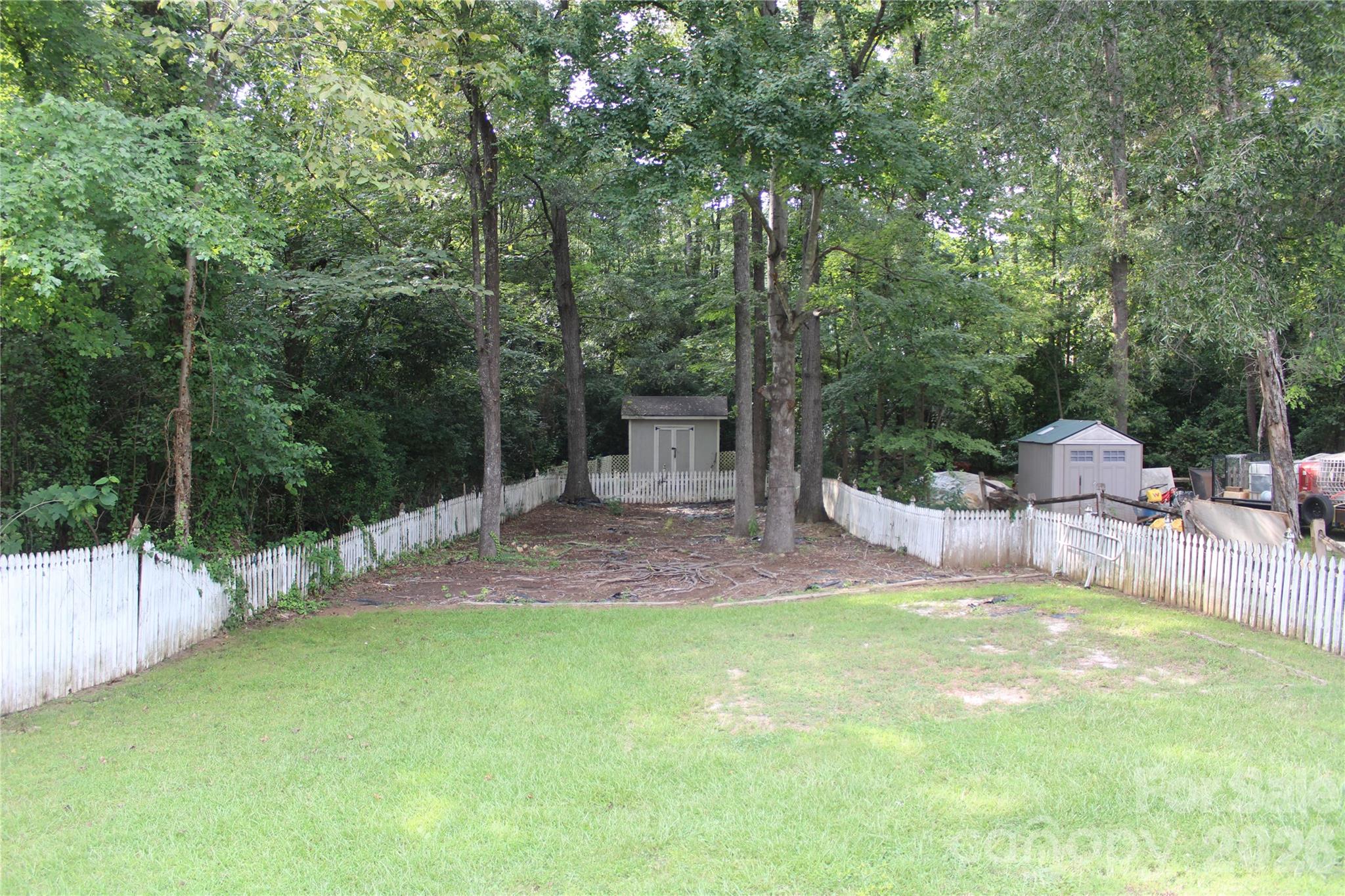 7508 Blythwood Lane — Charlotte