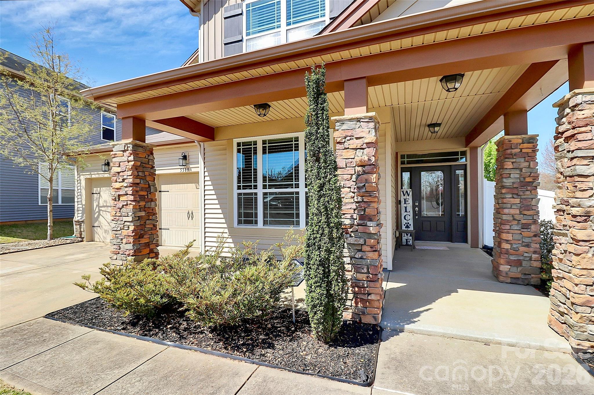 5519 Hubbard Point Drive — Charlotte