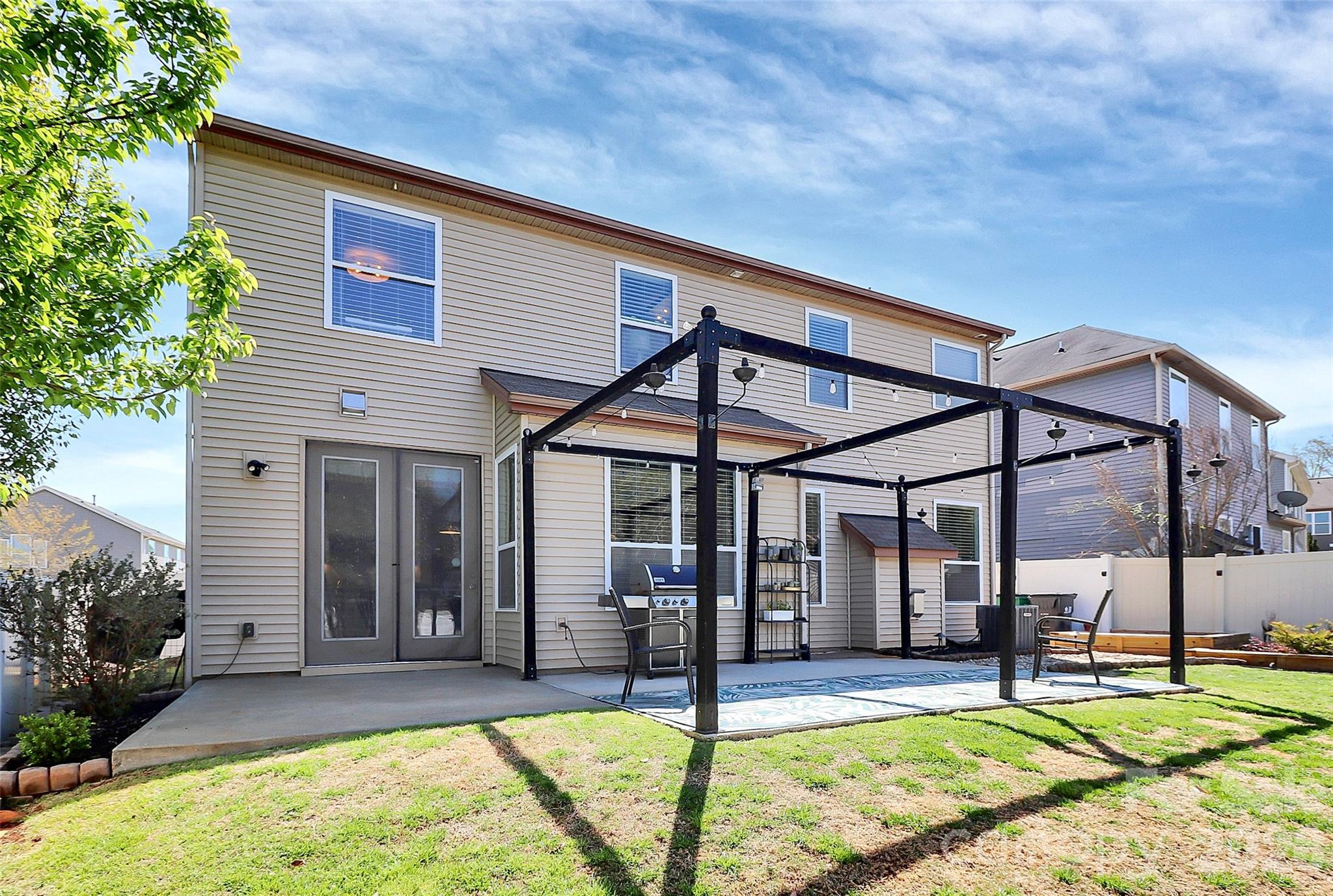 5519 Hubbard Point Drive — Charlotte